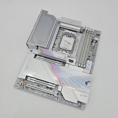 Gigabyte X870E Aorus Master X3D Ice, AMD Socket AM5 ATX Gaming Motherboard