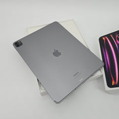 iPad Pro 6th Generation, 256GB, WiFi + Cellular Unlocked, Space Gray