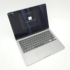 Apple Macbook Air 13" (2024), M3 Chip, 8GB DDR5, 256GB NVME Storage, 13" Retina Display Laptop