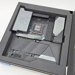 MSI MEG X870E Godlike, Socket AM5, E-ATX Desktop Gaming Motherboard