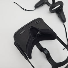Oculus Quest 1 64GB, All-in-one Virtual Reality Headset with Controllers, OLED