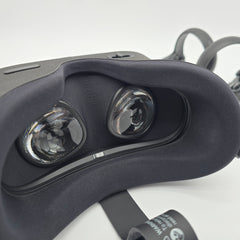 Oculus Quest 1 64GB, All-in-one Virtual Reality Headset with Controllers, OLED