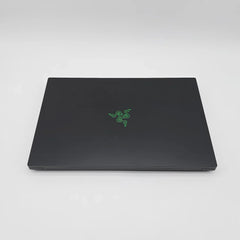 Razer Blade 14 OLED, RTX 5070, AMD Ryzen 9 AI 365, 64GB DDR5, 2TB NVMe, 14" 1800p 120Hz OLED, Windows Gaming Laptop