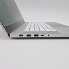 Razer Blade 15" Studio (2020), RTX 5000 NVIDIA Quadro, Intel Core i5-10875H, 32GB DDR4, 1TB NVMe, 15" 4K 60Hz Windows Workstation Laptop