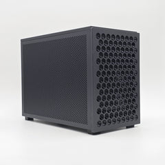 RTX 5090, Ryzen 7 9800X3D, 4TB NVMe, 32GB DDR5, Custom Mini-ITX McPrue Apollo Gaming PC