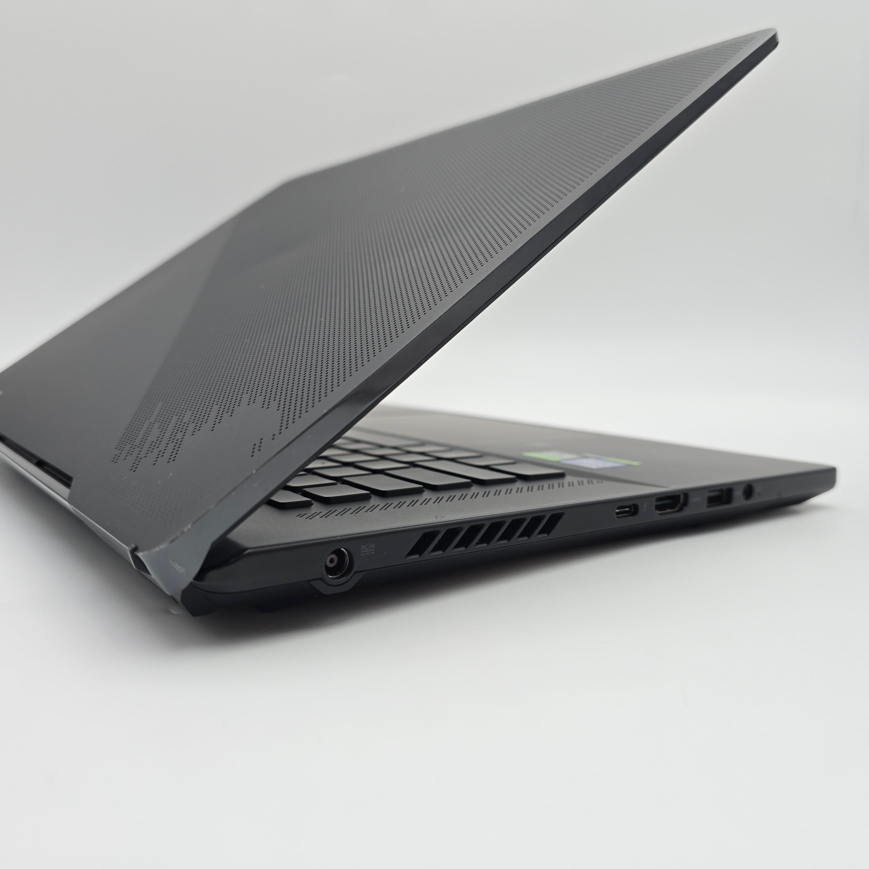 ASUS ROG Zephyrus M16 16" 240Hz, RTX 4070, Intel i9-13900H, 16GB DDR5, Pre-Owned Gaming Laptop