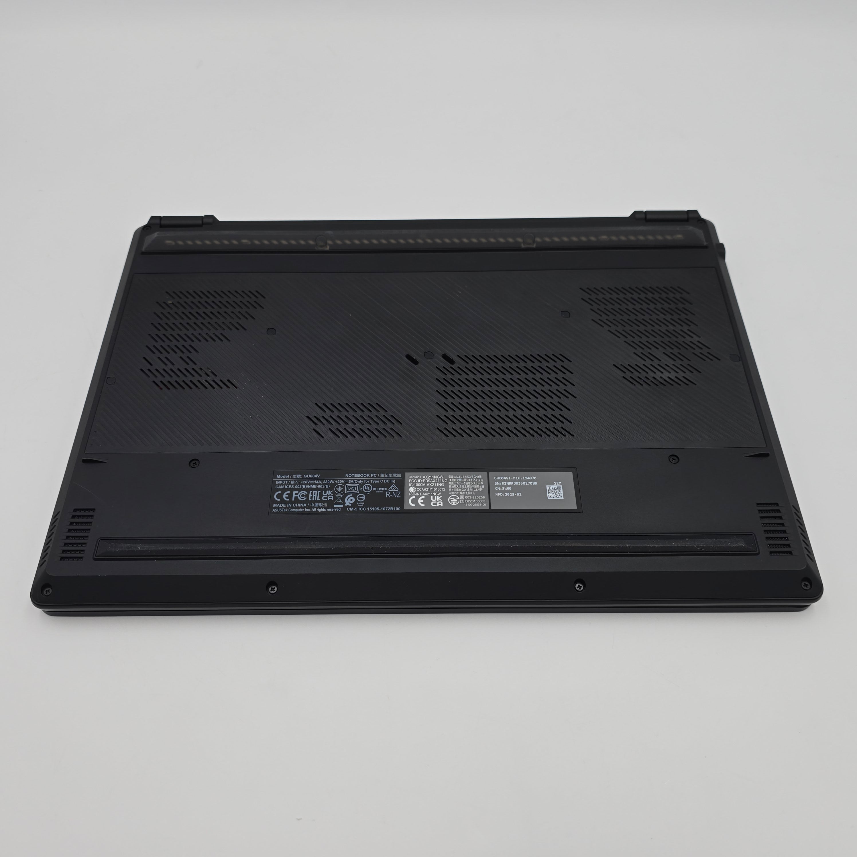 ASUS ROG Zephyrus M16 16" 240Hz, RTX 4070, Intel i9-13900H, 16GB DDR5, Pre-Owned Gaming Laptop