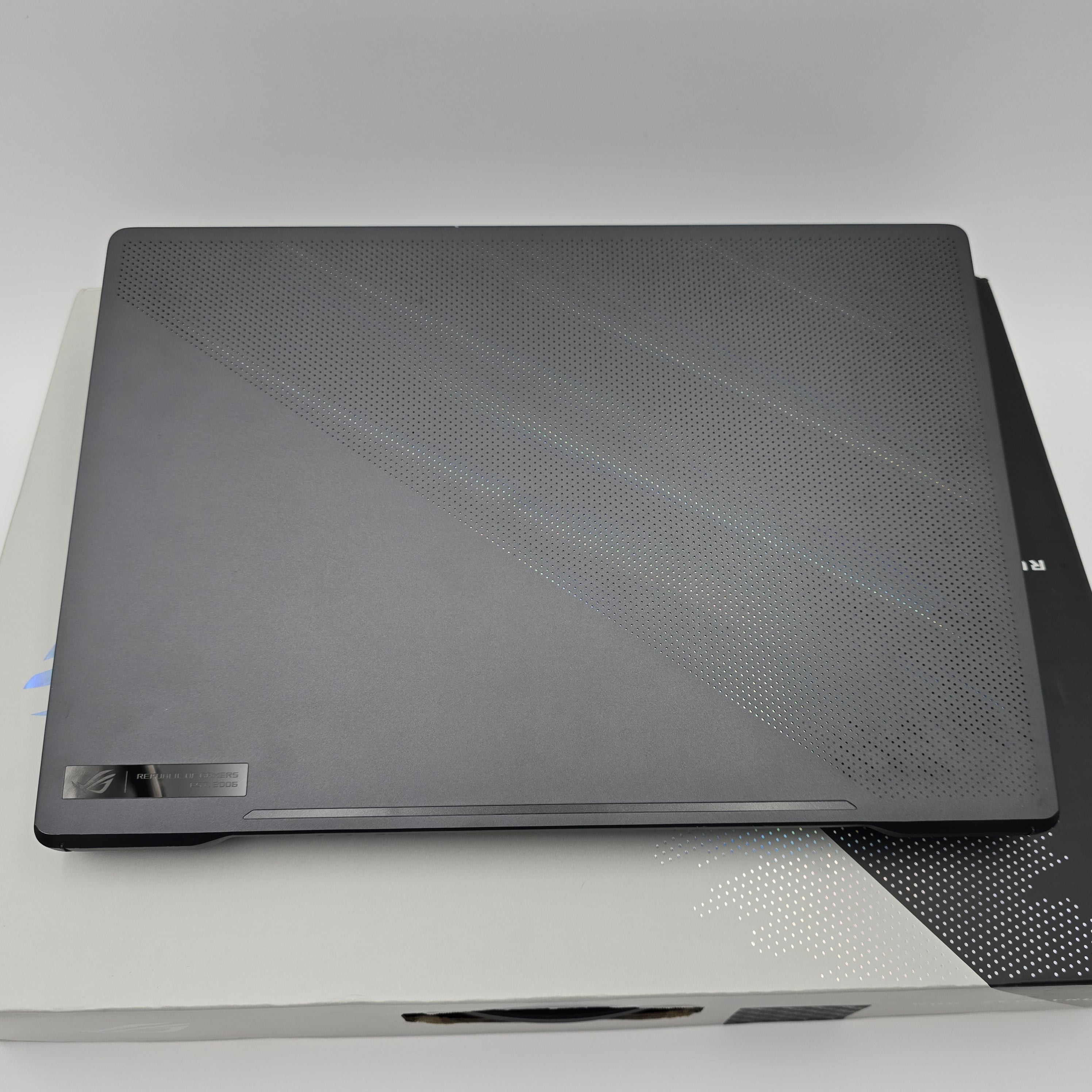 ASUS ROG Zephyrus G15, RTX 3080, Ryzen 9 5900HS, Pre-Owned Gaming Laptop