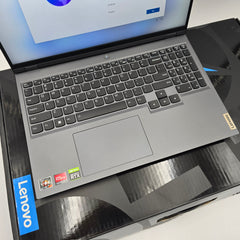 Lenovo Legion 5 Pro, RTX 3070, Ryzen 7 5800H, 165Hz QHD+, Gaming Laptop