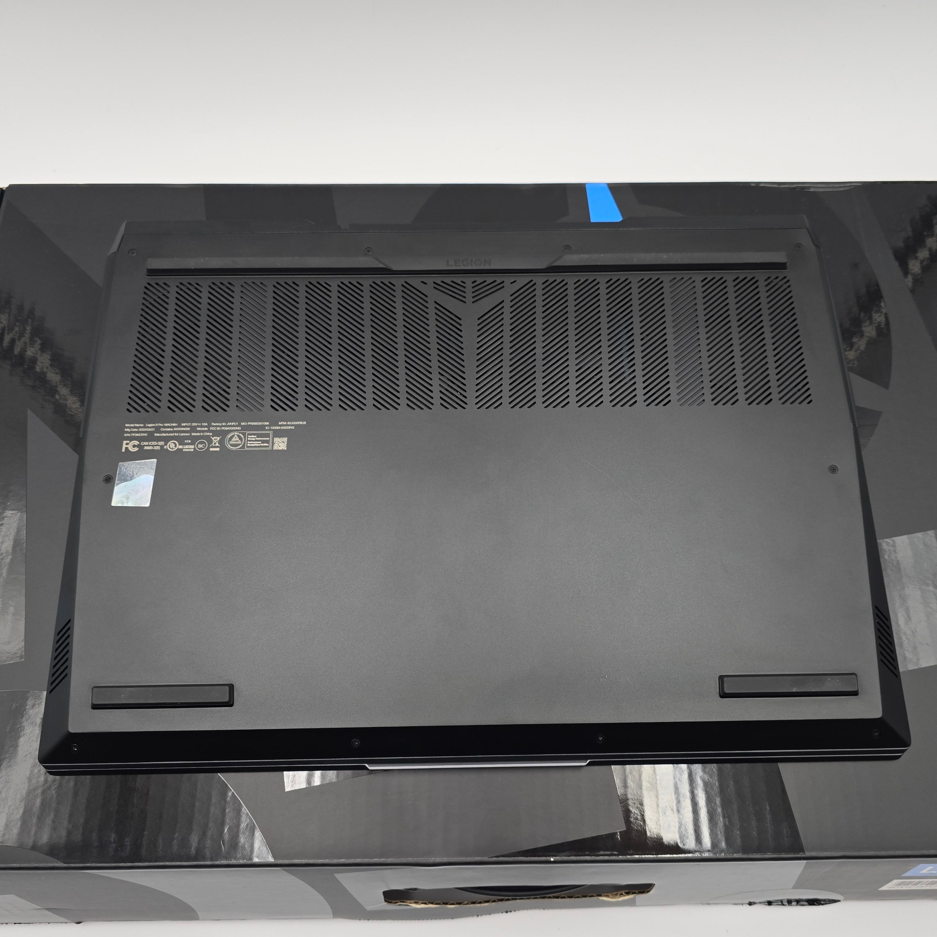 Lenovo Legion 5 Pro, RTX 3070, Ryzen 7 5800H, 165Hz QHD+, Gaming Laptop