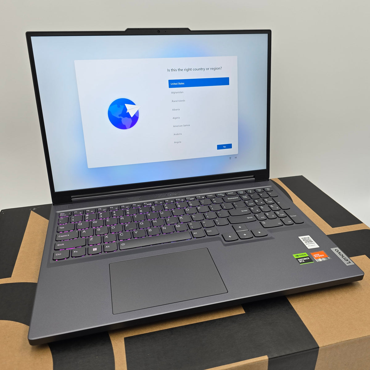 Lenovo Legion Slim 5, RTX 4060, Ryzen 7 7840HS, 32GB DDR5, Brand New Gaming Laptop