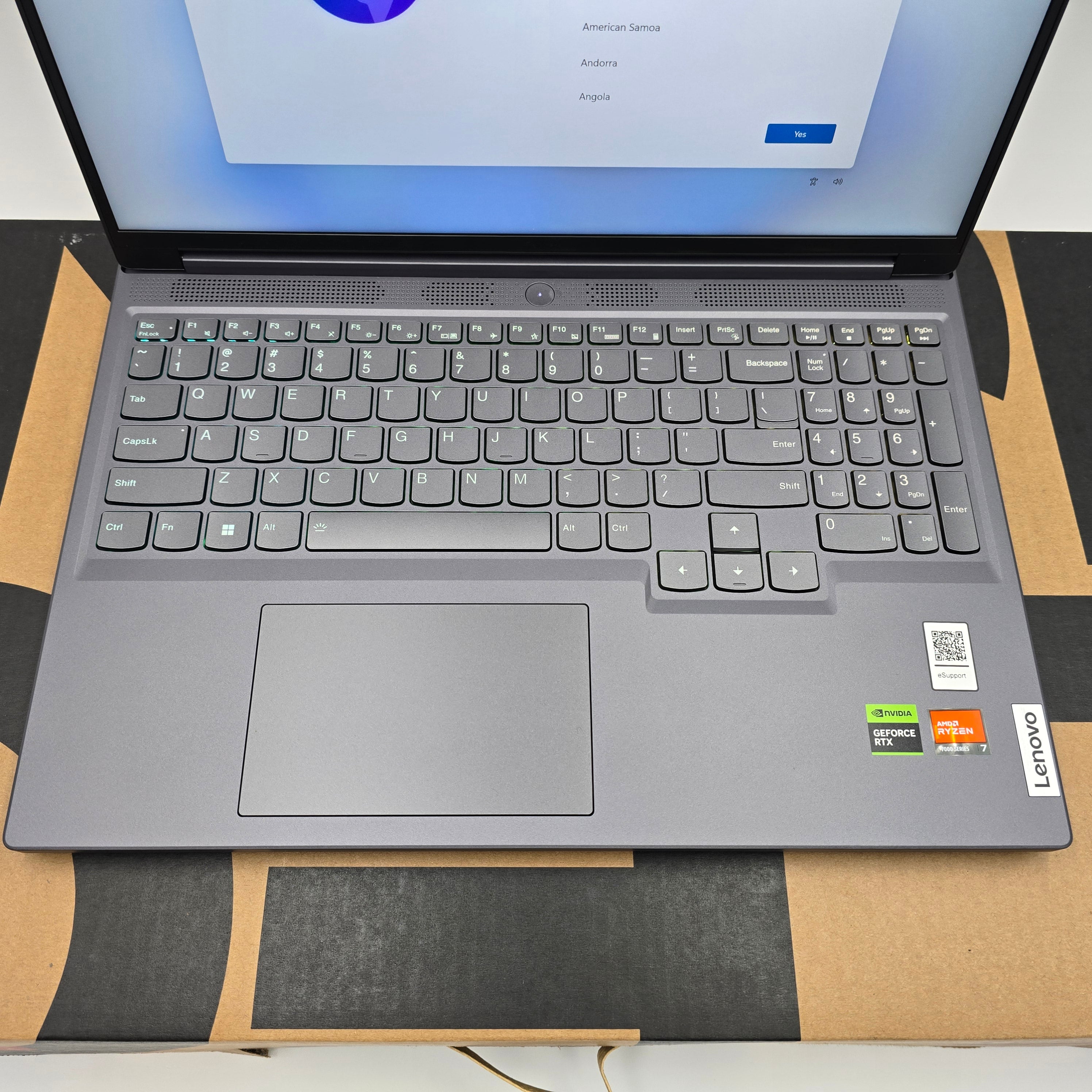 Lenovo Legion Slim 5, RTX 4060, Ryzen 7 7840HS, 32GB DDR5, Brand New Gaming Laptop