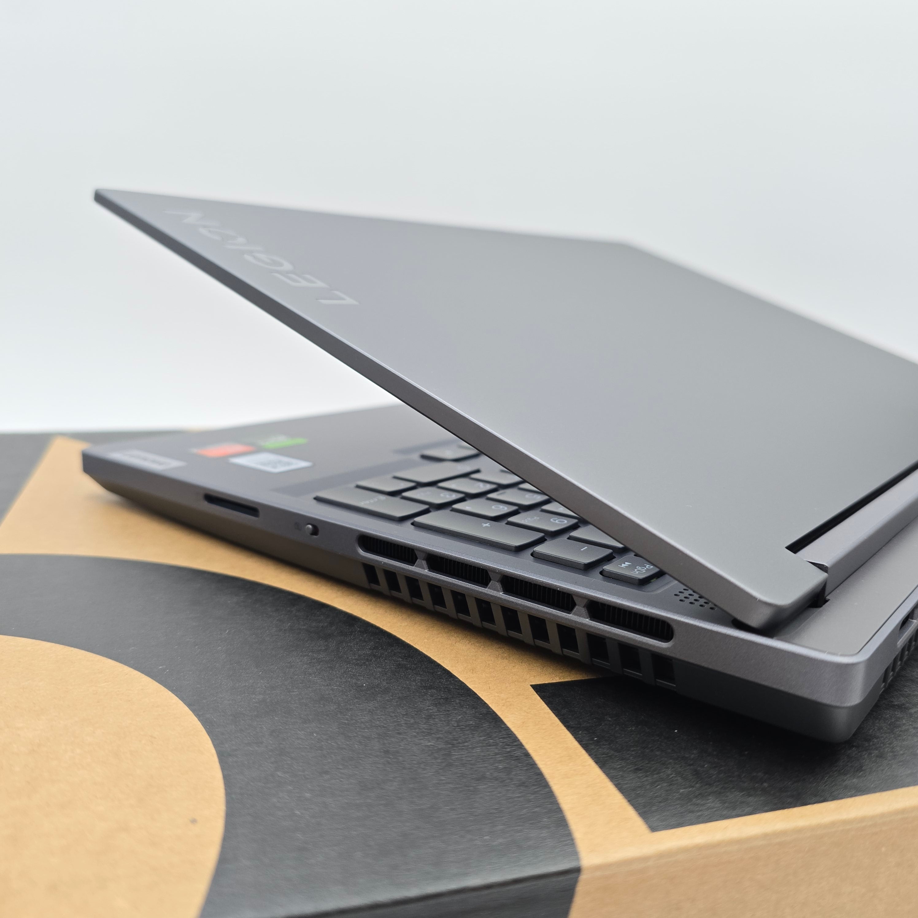 Lenovo Legion Slim 5, RTX 4060, Ryzen 7 7840HS, 32GB DDR5, Brand New Gaming Laptop