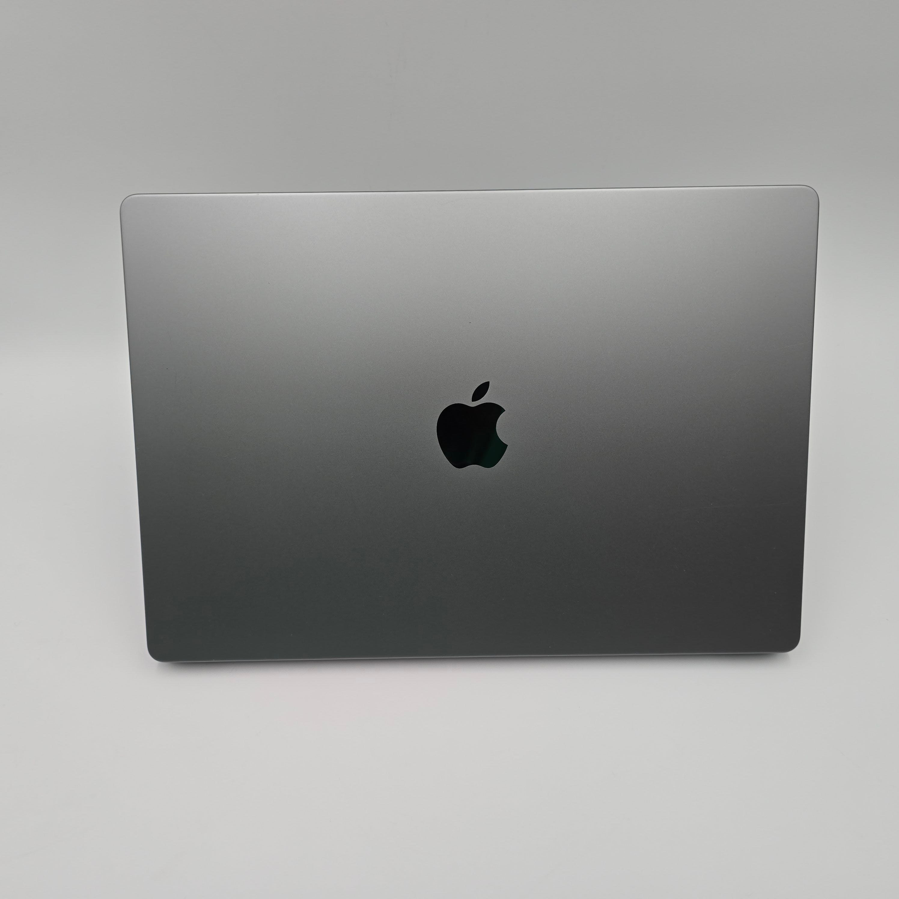 Apple Macbook Pro 16" 2023, M2 Pro, 16GB, 512GB