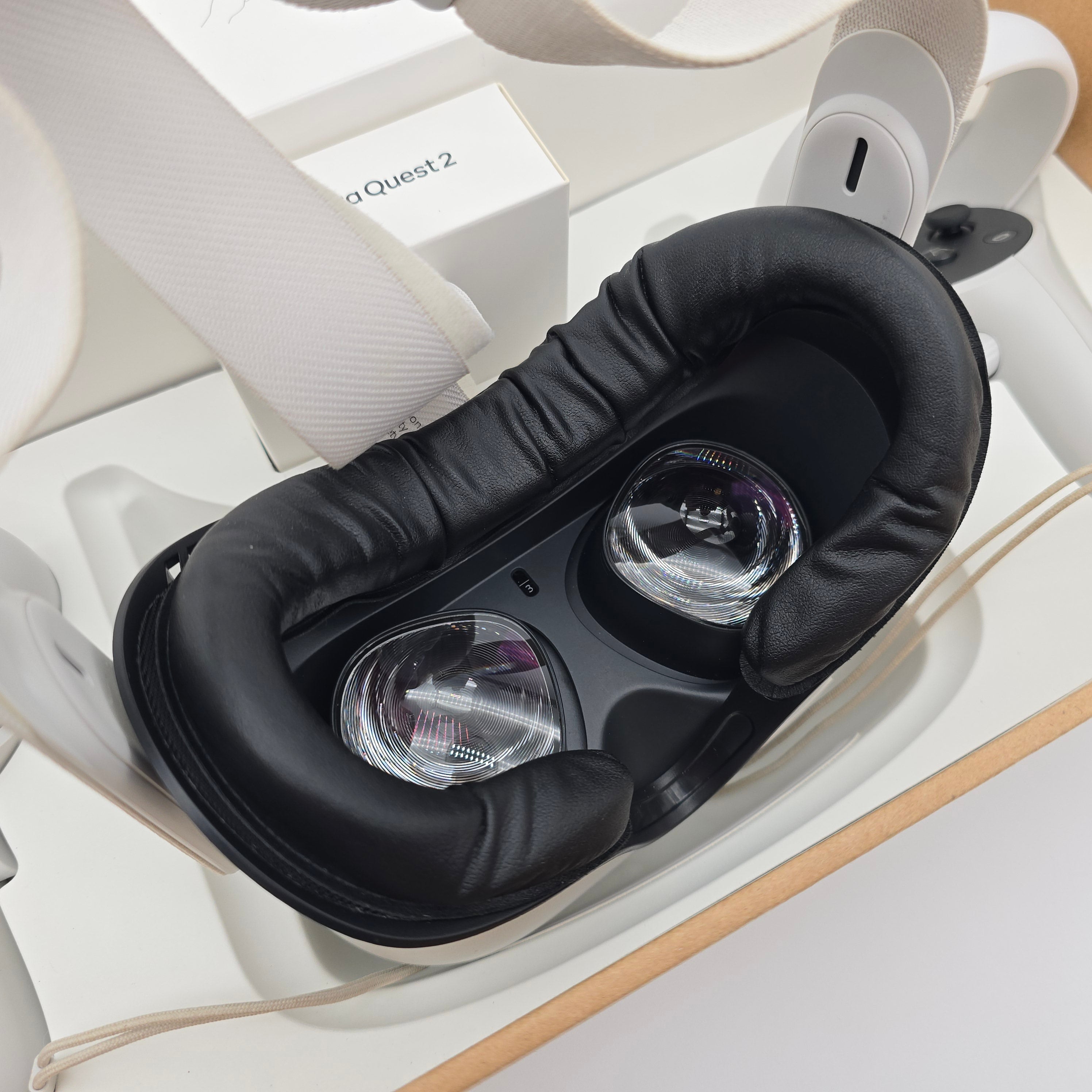 Meta Quest 2 128GB, Virtual Reality Headset, Oculus