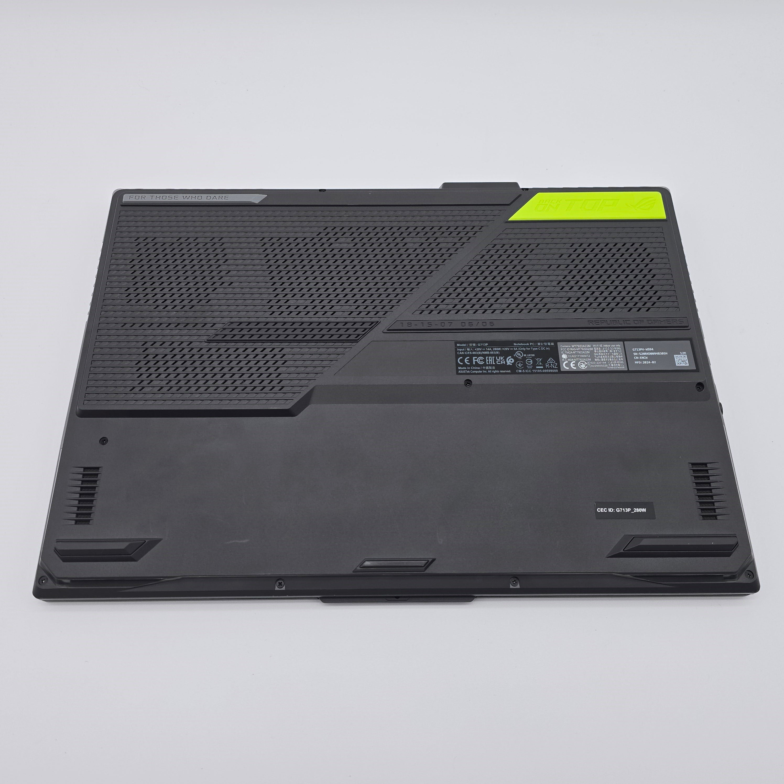 ASUS ROG STRIX G17, RTX 4060, Ryzen 9 7845HX, 64GB DDR5, 3TB NVMe, Gaming Laptop