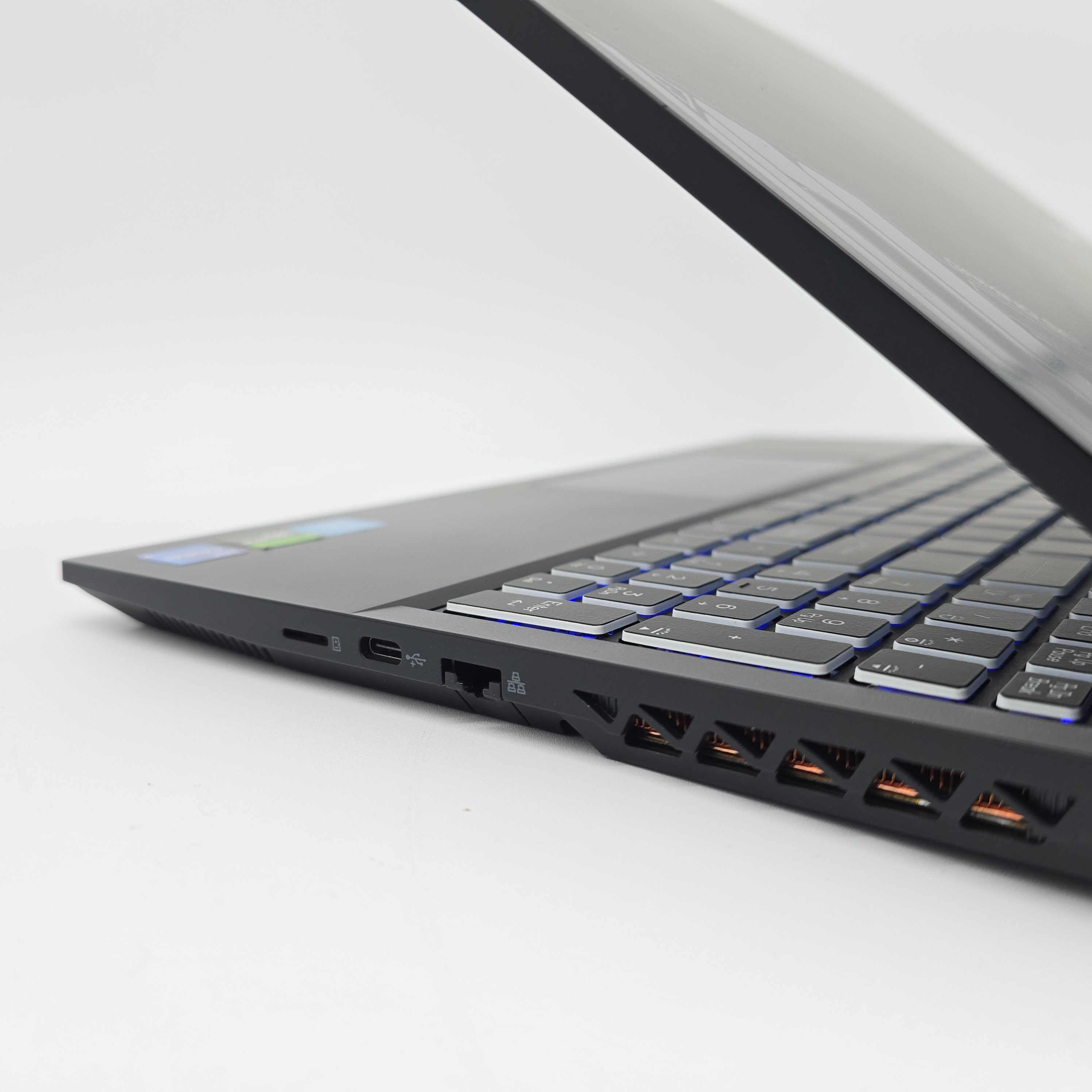 Gigabyte G5, RTX 4060, Intel i7-12650H, 16GB DDR5, 144Hz Gaming Laptop