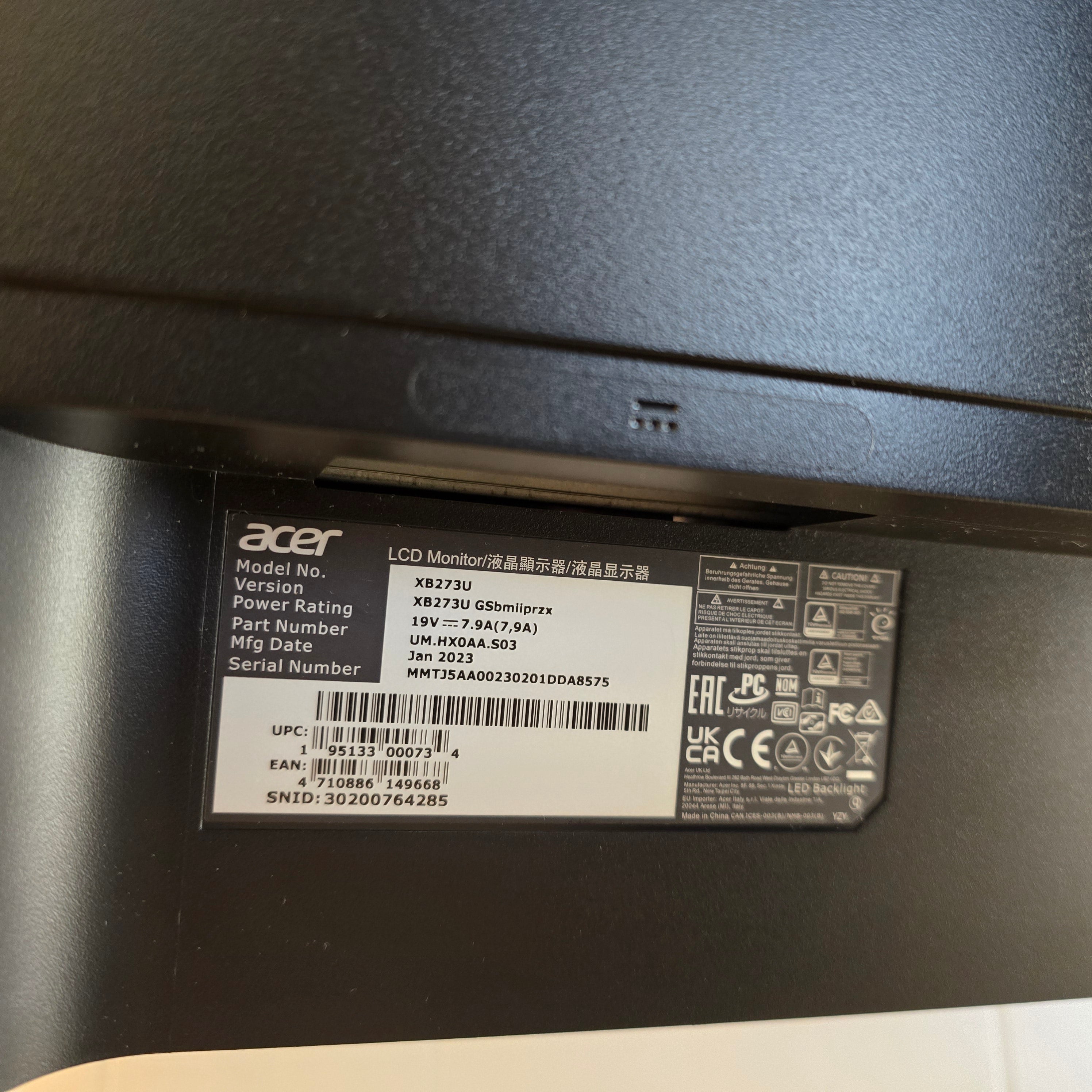 ACER Predator XB273U RGB, QHD 165Hz, 1ms, G-SYNC, HDR, 0.5ms, RGB Gaming Monitor