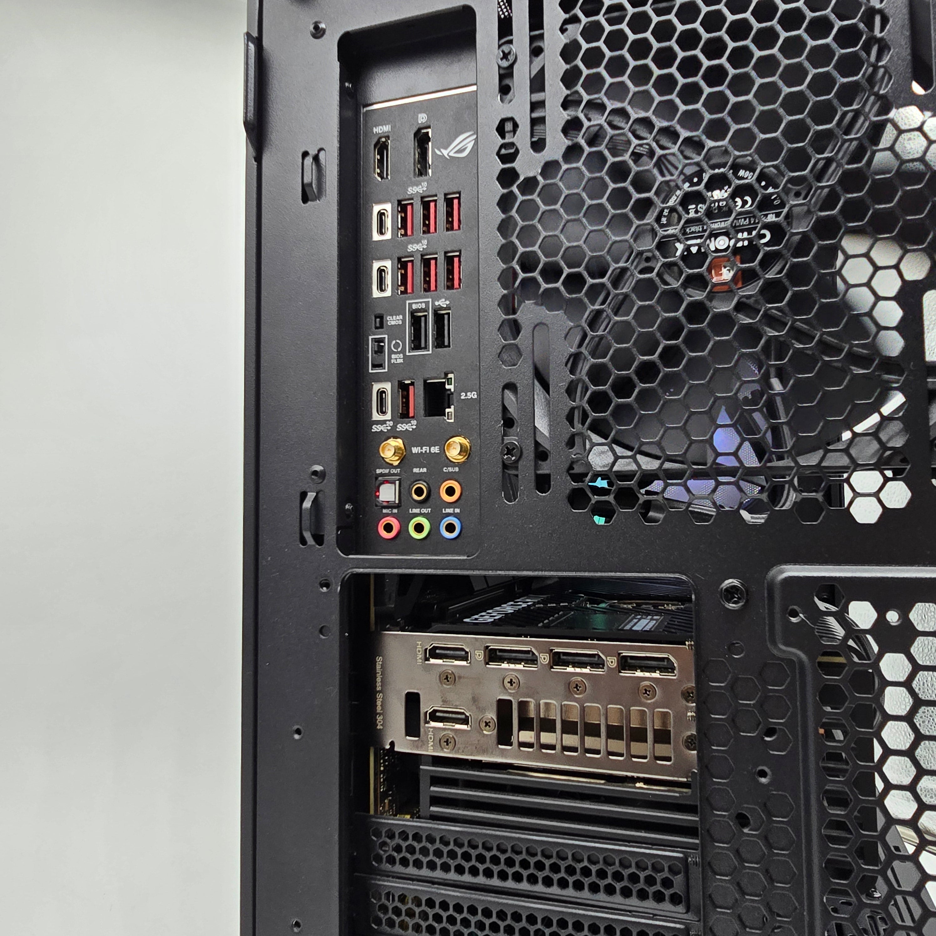 RTX 4080 ASUS ROG STRIX, Ryzen 7 7800X3D, 32GB DDR5, 1TB NVMe, Black Liquid Cooled Pre-Owned Gaming PC