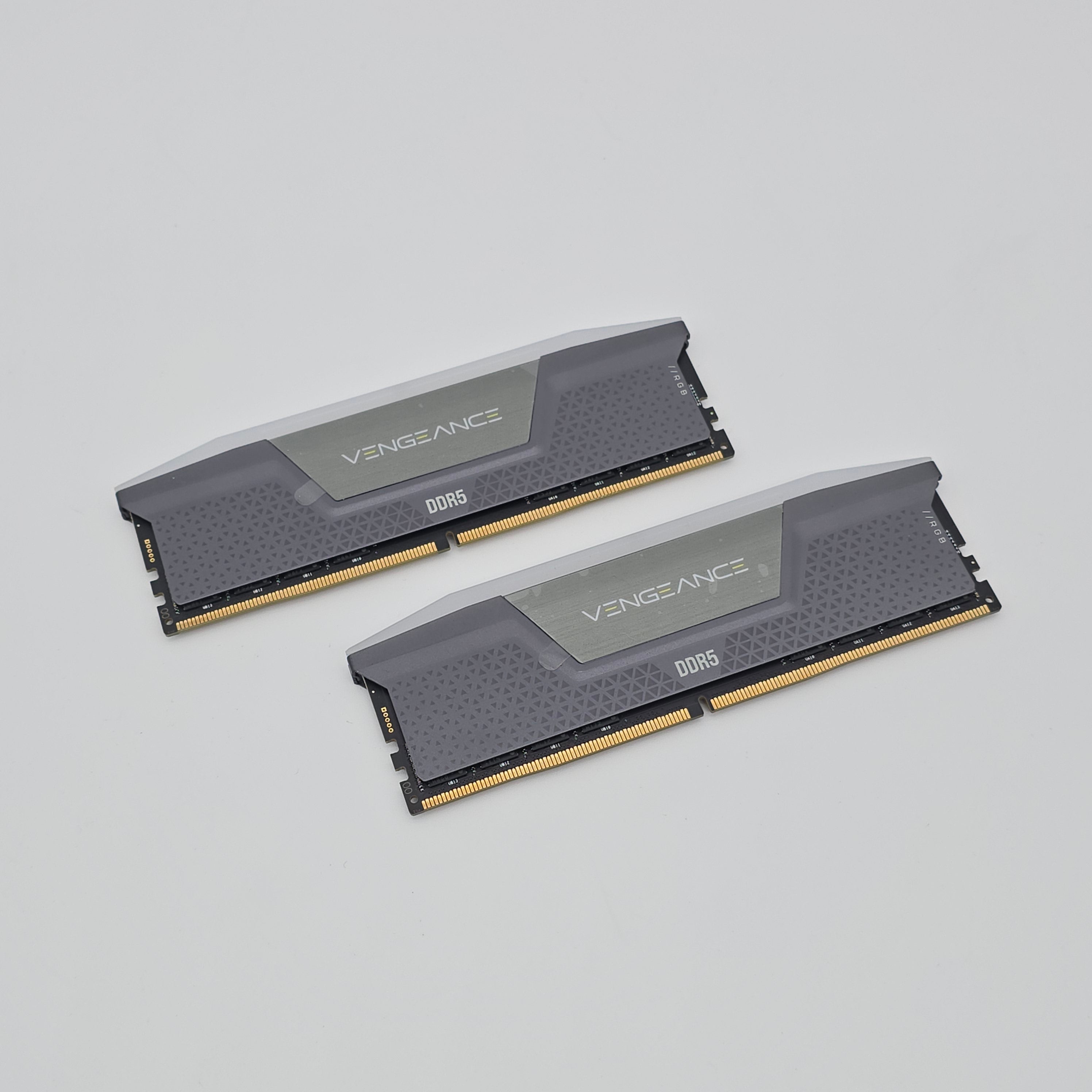 Corsair Vengeance RGB Pro 64GB RAM, 5600MHz, CL40-40-40-77, 2x32GB Memory Sticks