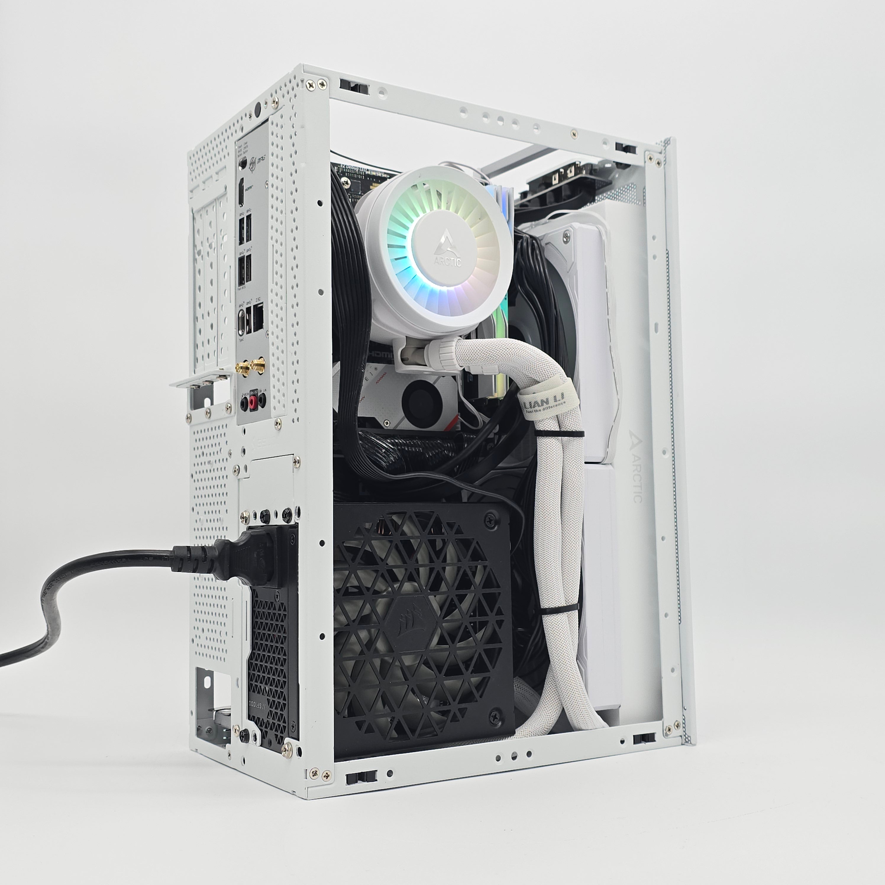 RTX 4080 Super, Ryzen 9 7950X3D, 64GB DDR5, 2TB NVMe SSD, Custom White Mini-ITX Gaming PC