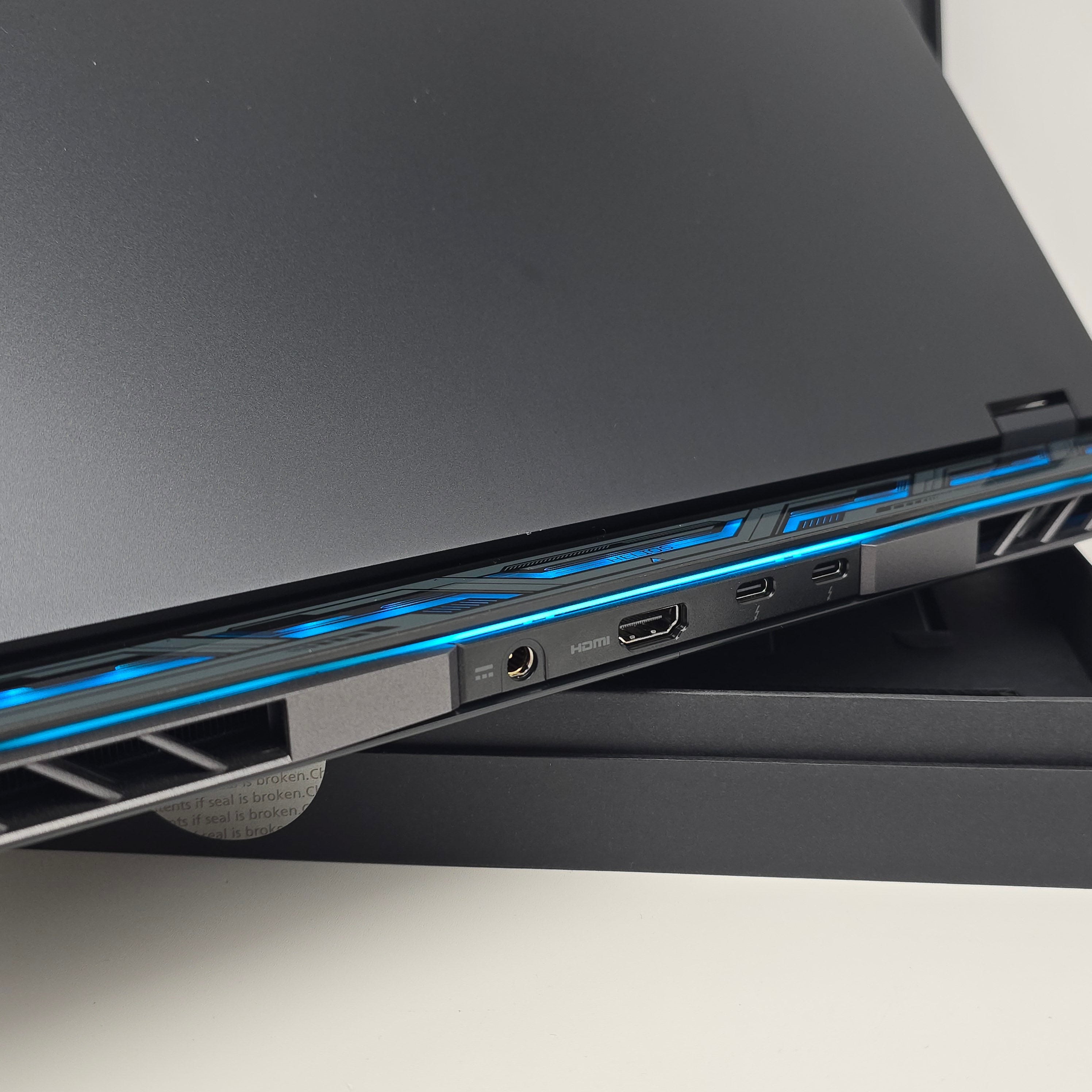 Acer Predator Helios 16, RTX 4080, Intel i9-13900HX, 32GB DDR5, 3TB NVMe, 16" QHD+ 240Hz