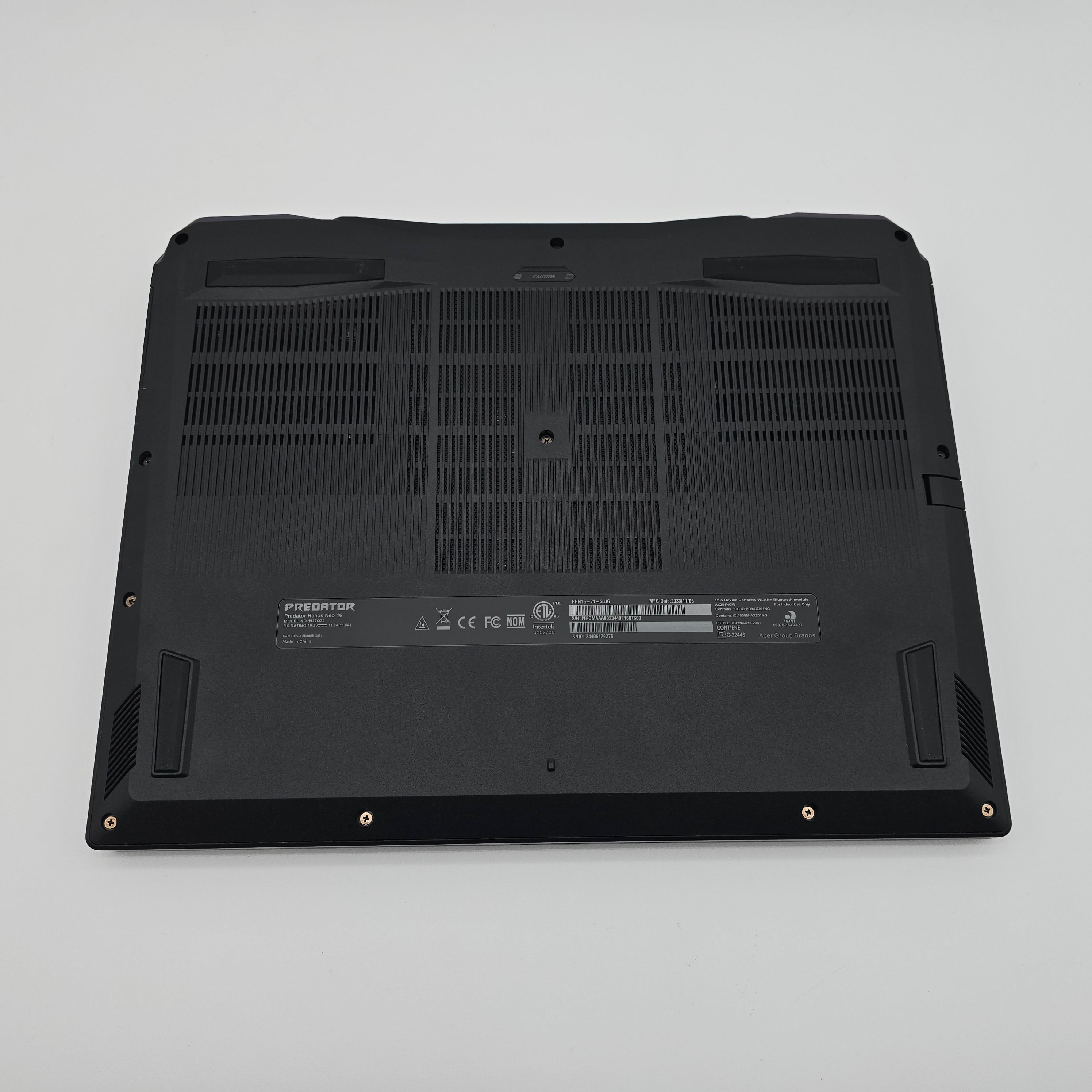 Acer Predator Helios Neo 16, RTX 4050, Intel i5-13500HX, 16GB, 1.5TB, 165Hz Gaming Laptop