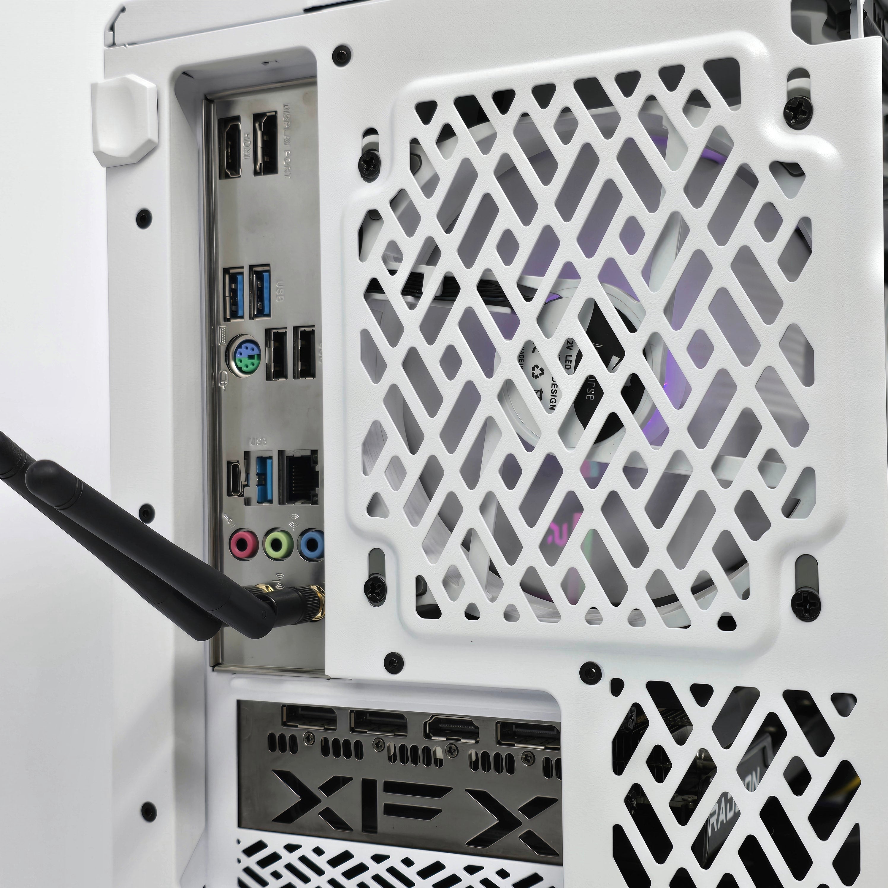 AMD RX 6600, Ryzen 5 4600G, 16GB RAM, 1TB NVMe, Mini-ITX Liquid Cooled Gaming PC