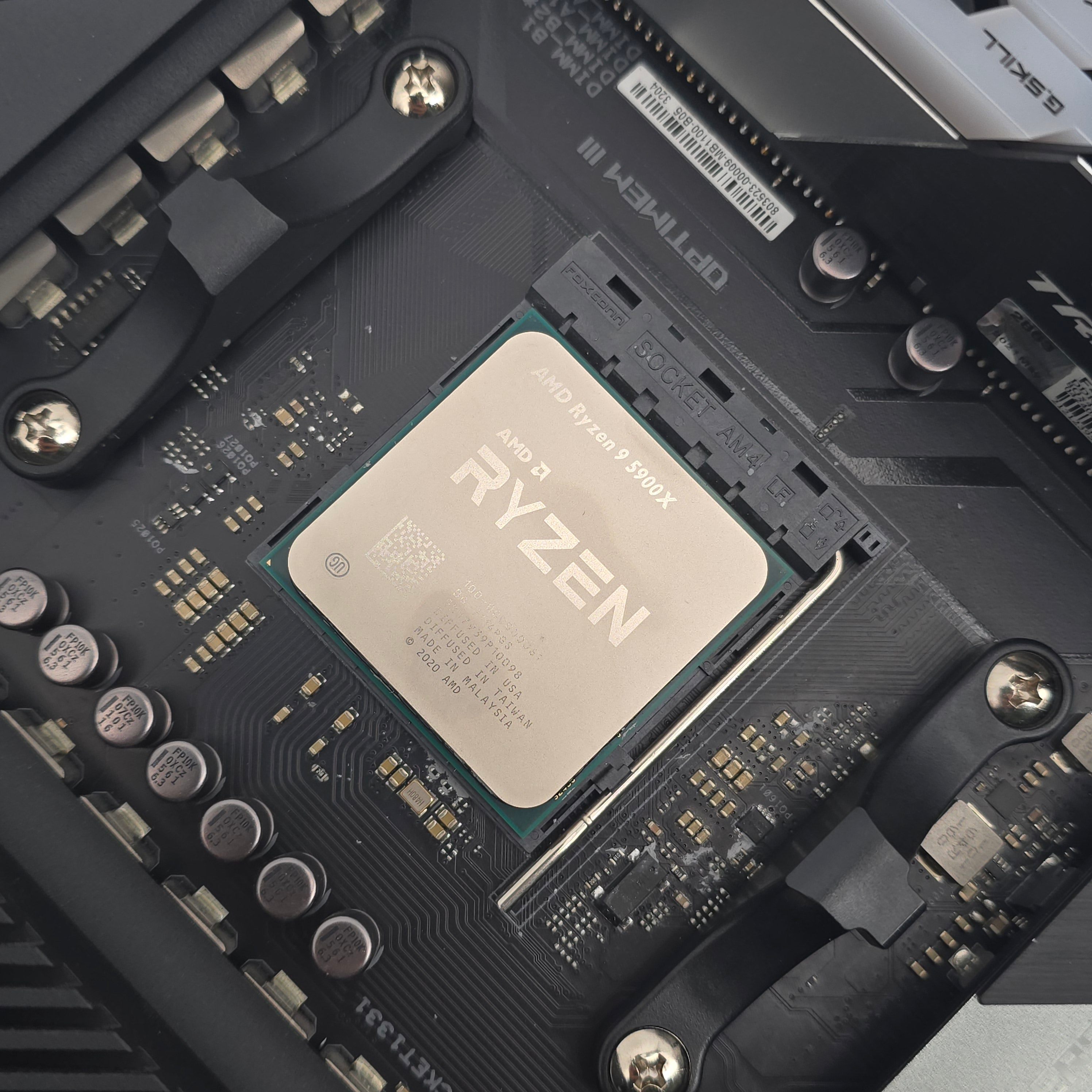 AMD Ryzen 9 5900X, ASUS ROG Crosshair Hero VIII, 32GB DDR4 RAM, Gaming Motherboard+CPU+RAM Combo