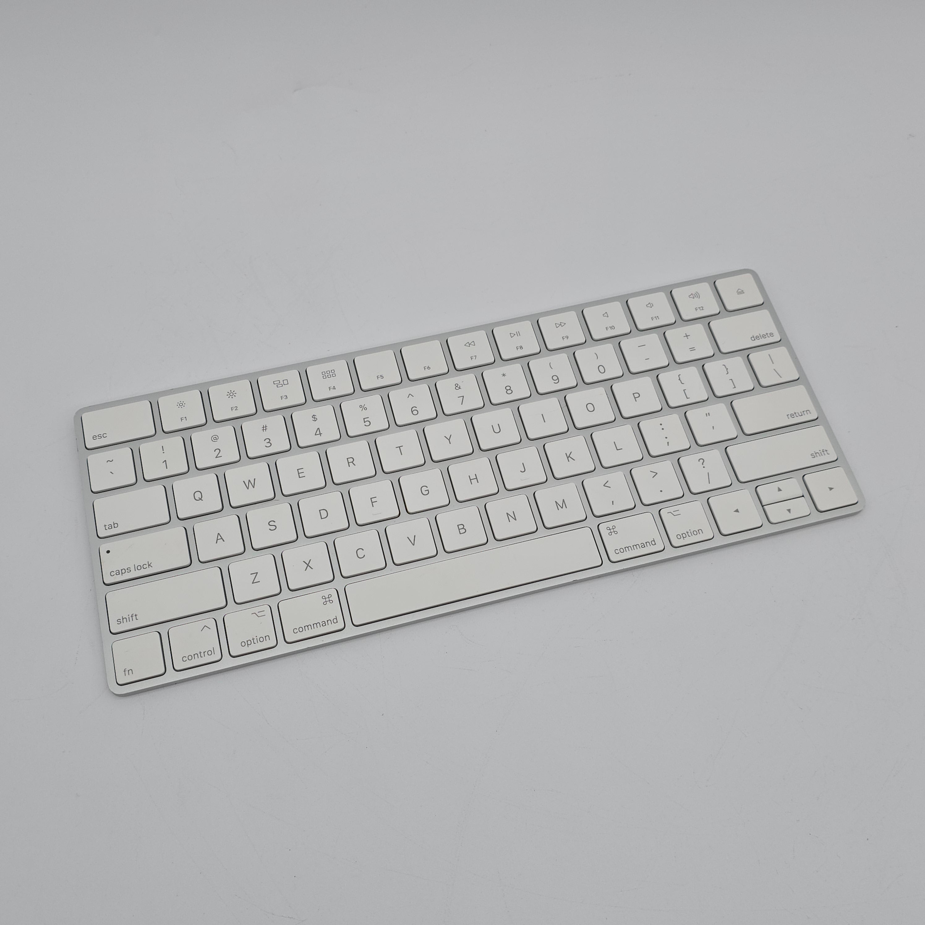 Apple Wireless Magic Keyboard A1644 (White)