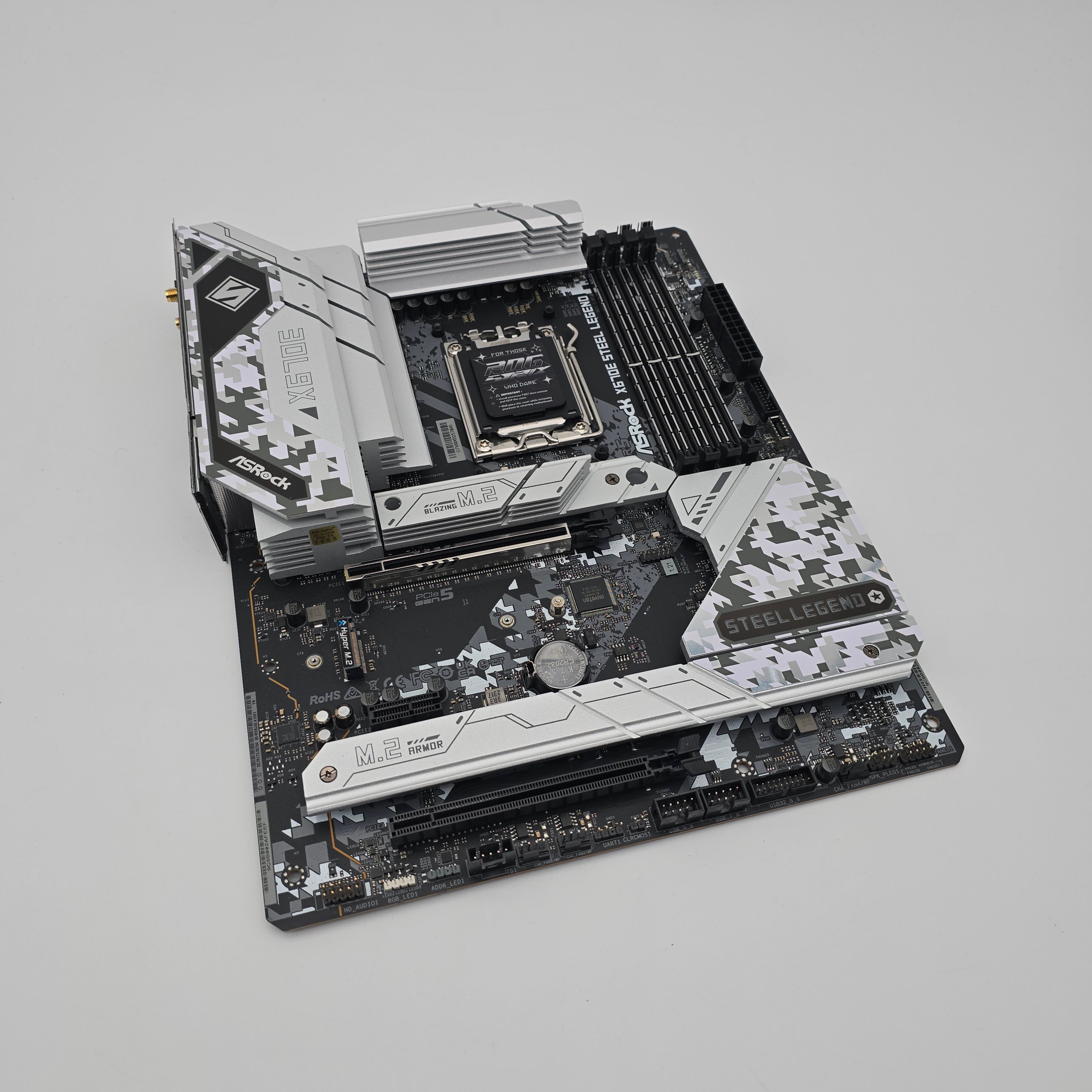ASRock X670E Steel Legend, Socket AM5 ATX Gaming Motherboard