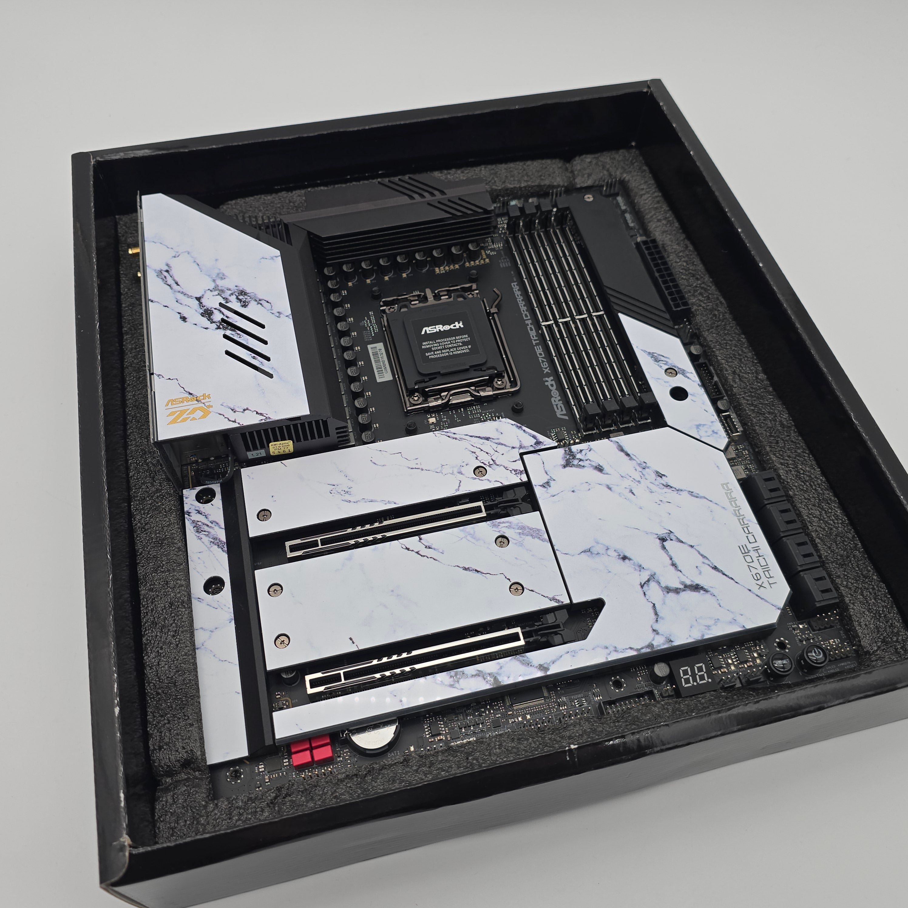 ASRock X670E Taichi Carrara, Socket AM5 EATX AMD Gaming Motherboard