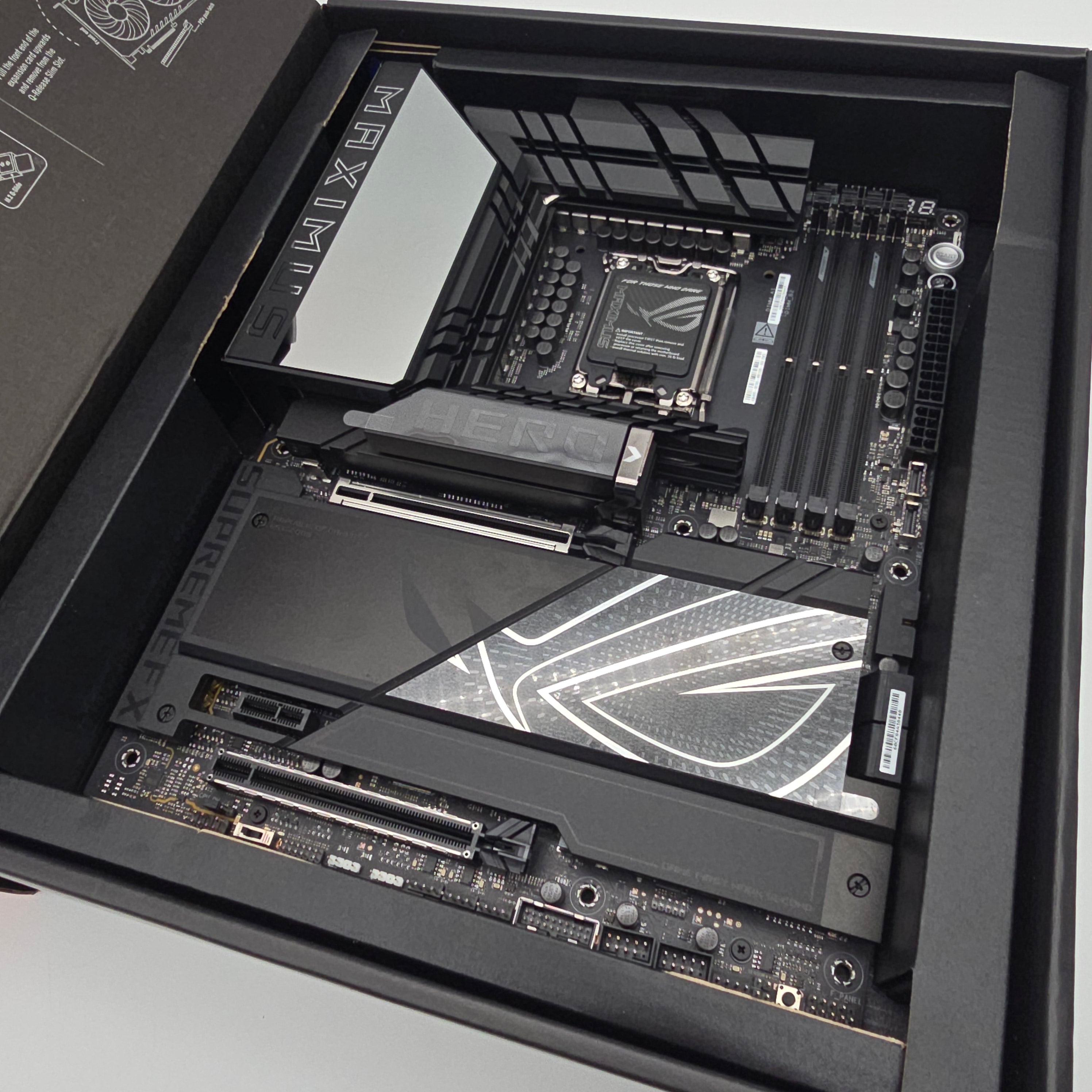ASUS ROG Maximus Z890 Hero, Intel Socket LGA 1851, ATX Desktop Gaming Motherboard