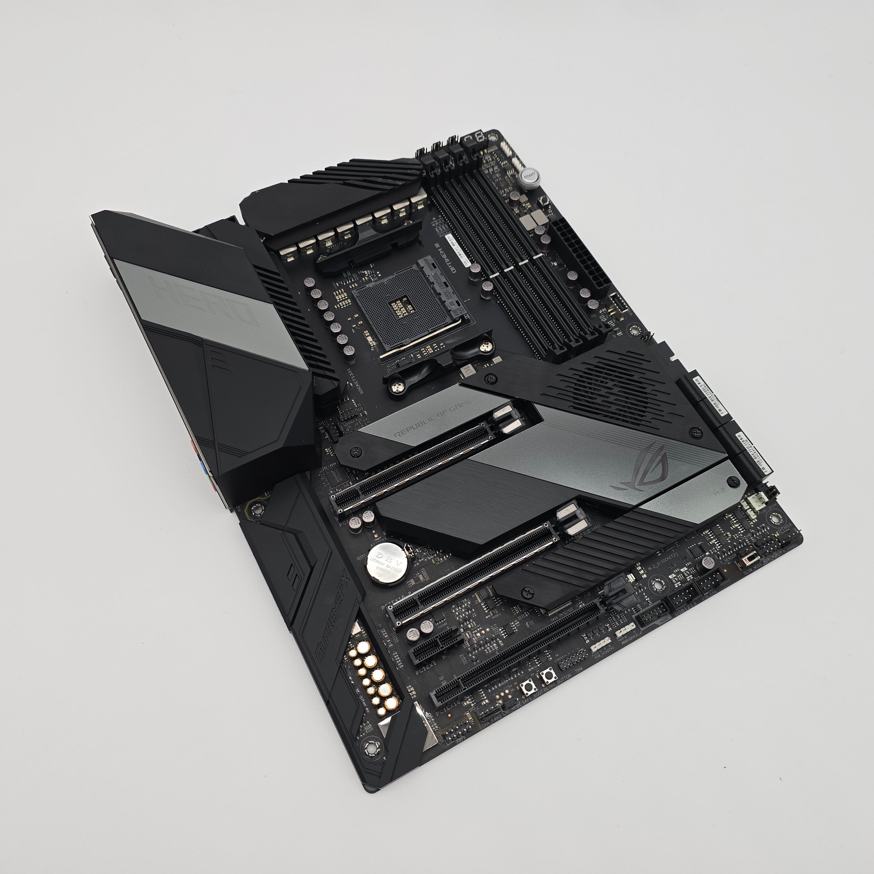 ASUS ROG STRIX Crosshair VIII HERO Motherboard, Socket AM4 AMD Gaming Motherboard with Box