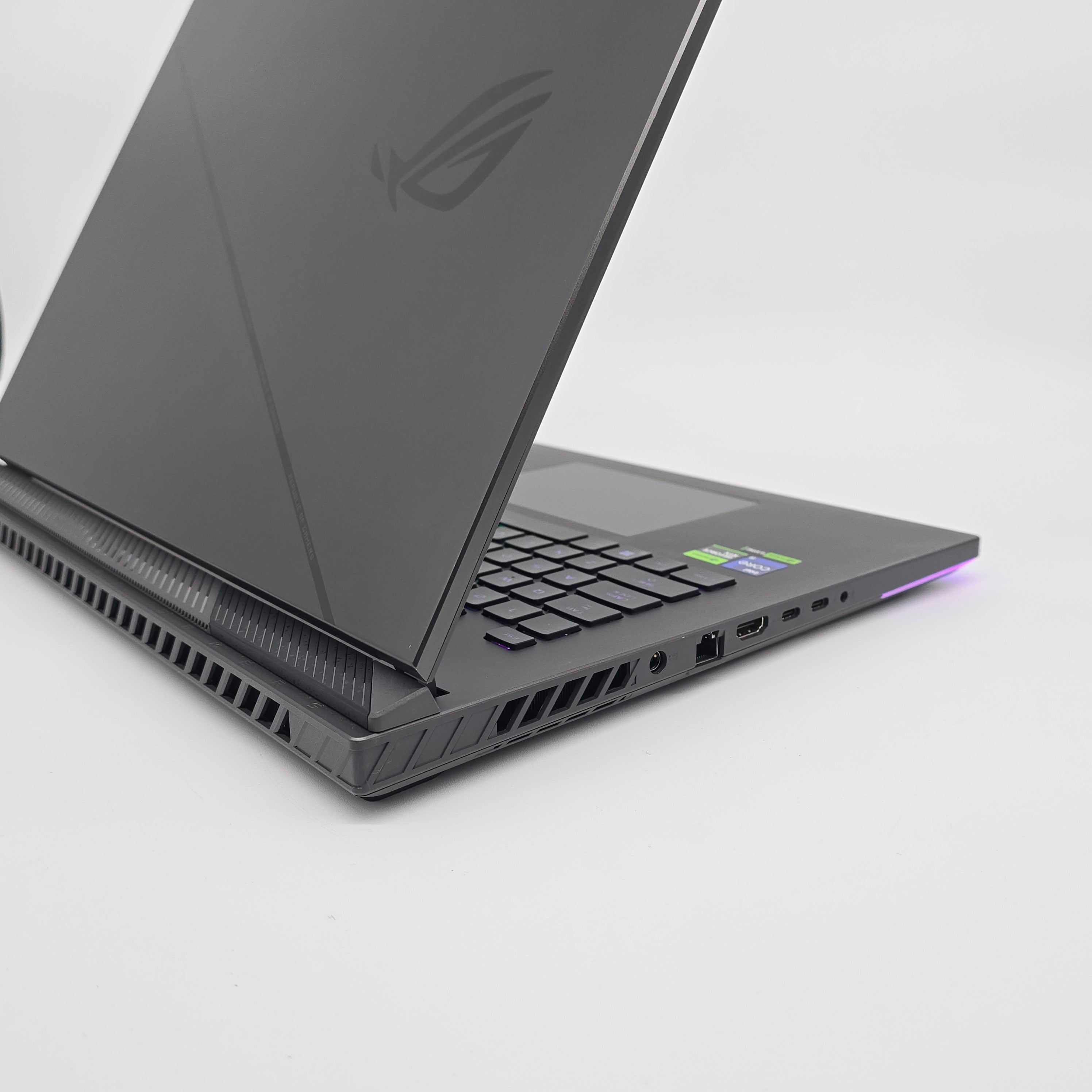 ASUS ROG STRIX G18 Gaming Laptop, RTX 4080, I9-13980HX, 64GB DDR5, 240Hz 18" Screen