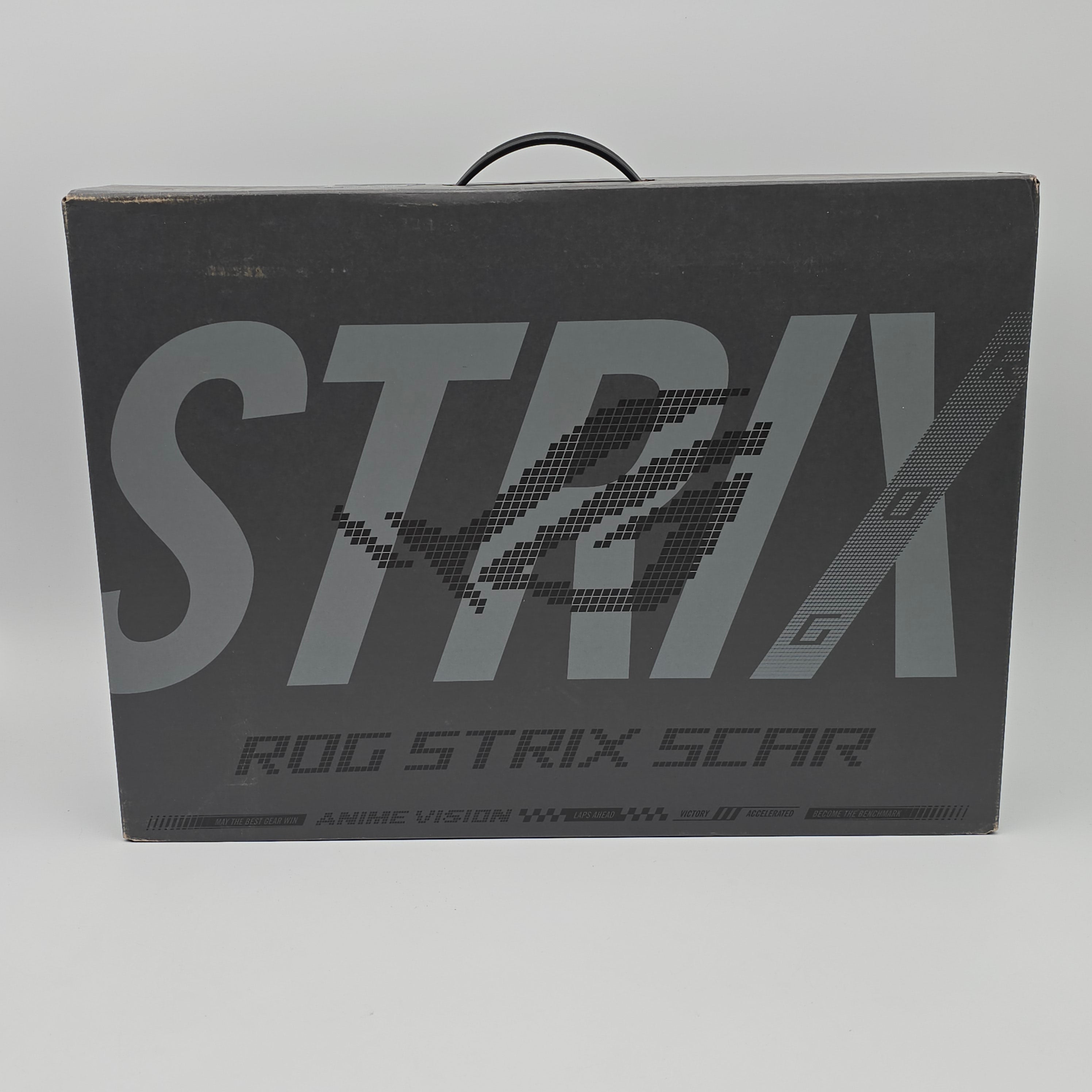 ASUS ROG STRIX SCAR 18, RTX 5080, Intel Core Ultra 9 275HX, 32GB DDR5, 2TB NVME, 18" QHD