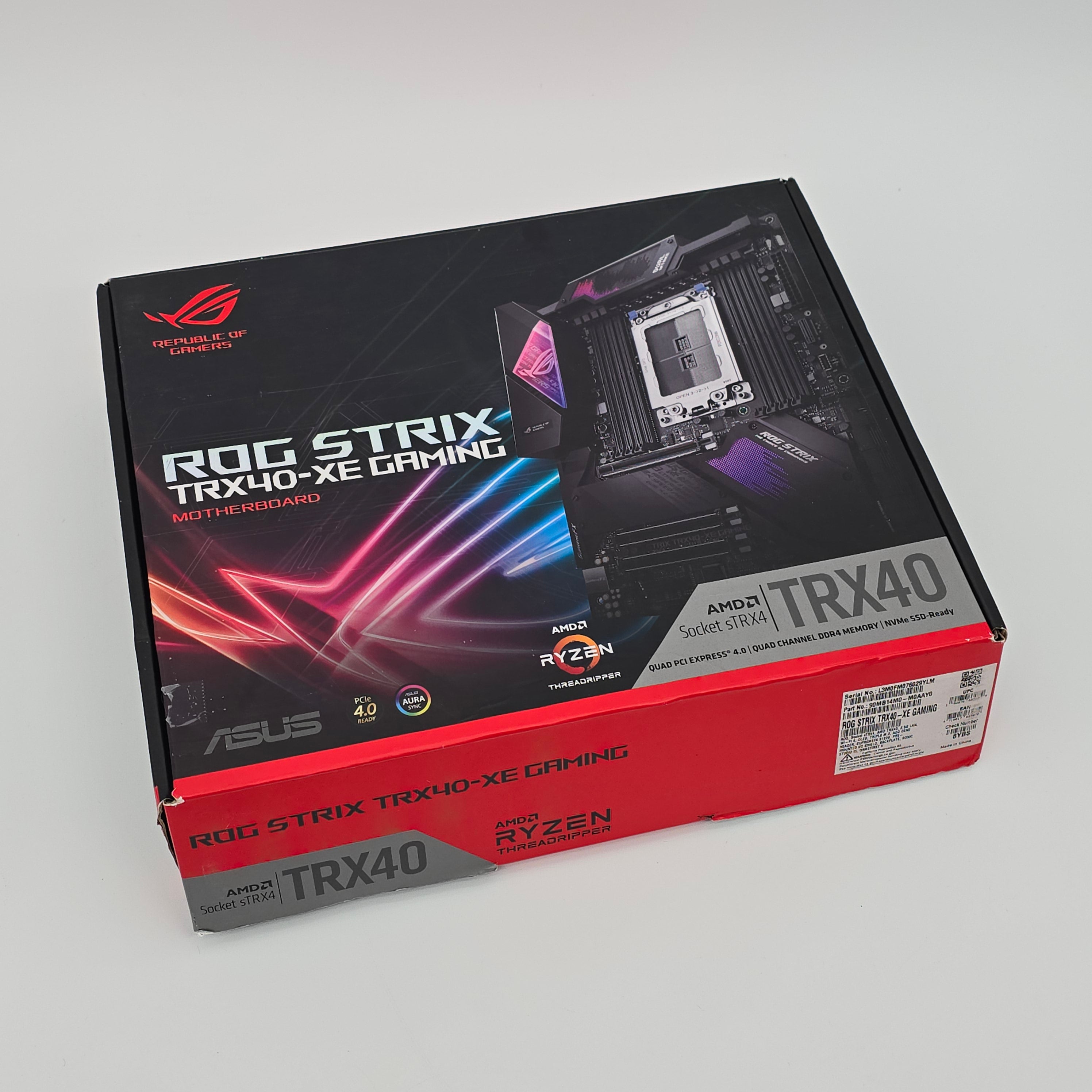 ASUS ROG STRIX TRX40-XE Gaming Motherboard for AMD Ryzen Threadripper Socket sTRX4