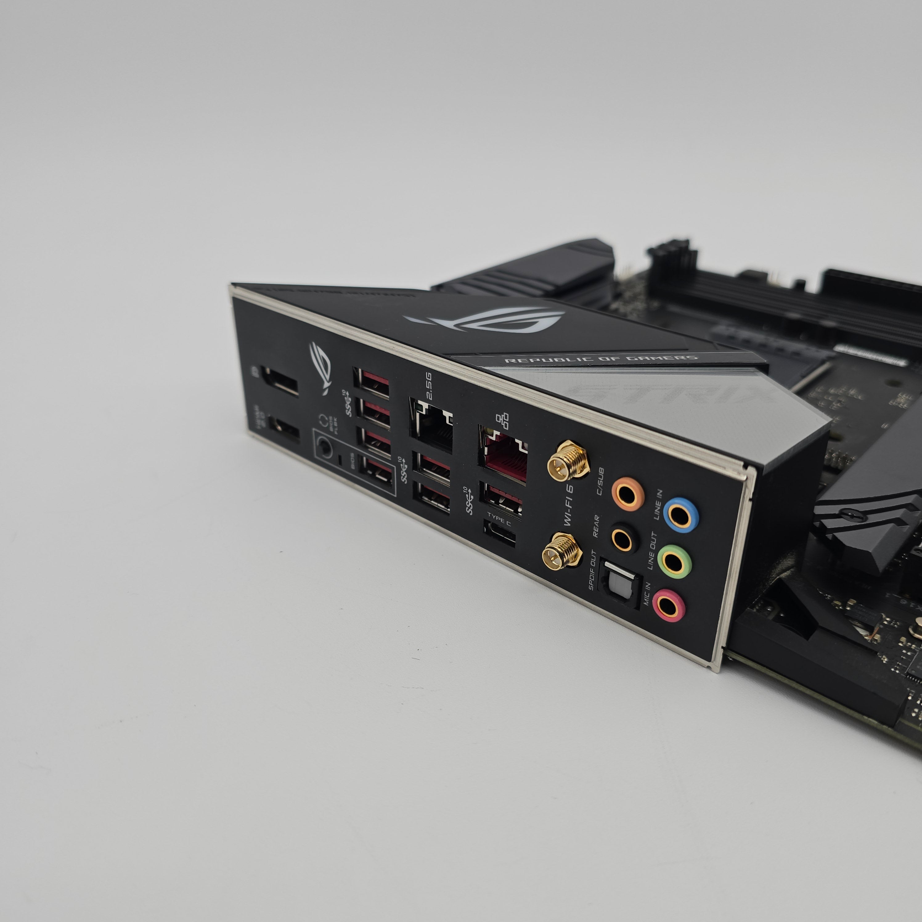 ASUS ROG STRIX X570-E Gaming WiFi, Socket AM4 AMD Gaming Motherboard with WiFi