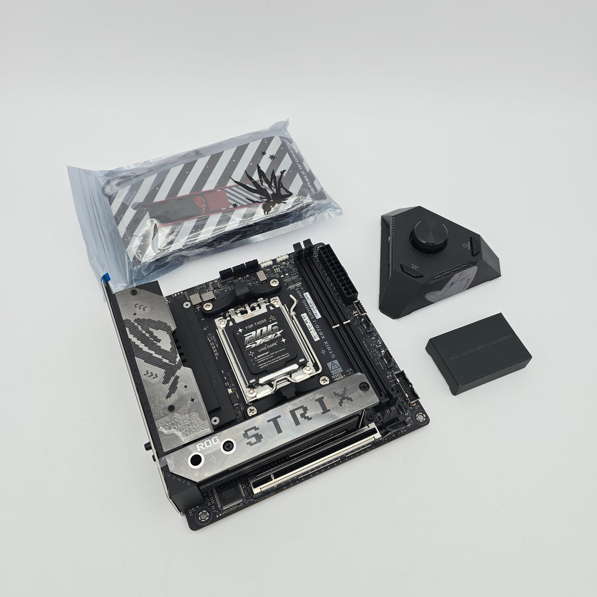 ASUS ROG STRIX X870-I GAMING WIFI 7 AMD AM5 Gaming Motherboard