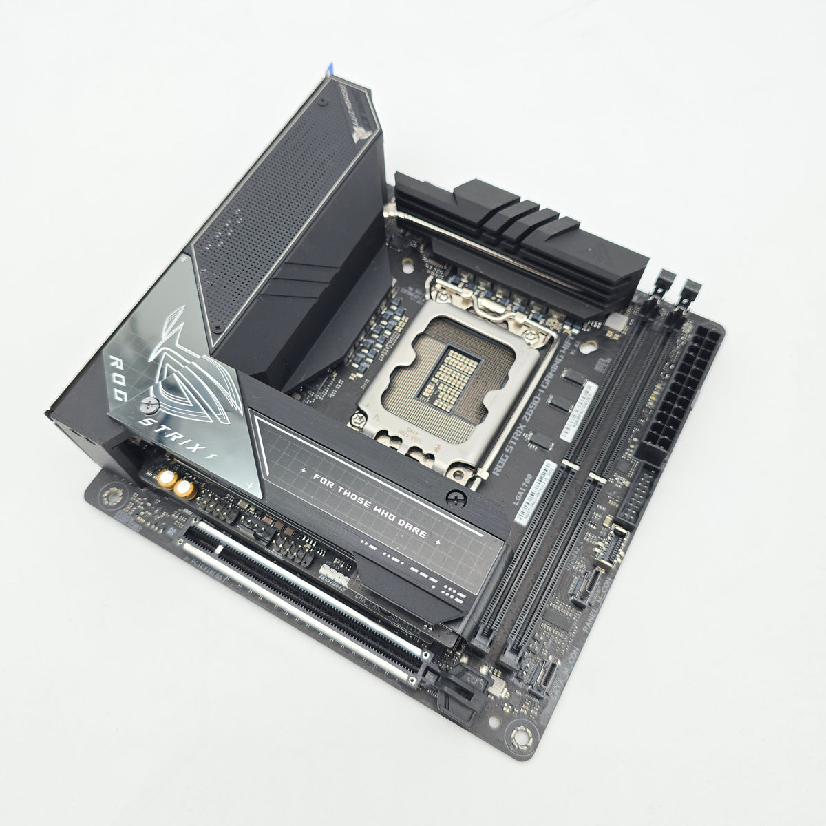 ASUS ROG STRIX Z690-I Gaming WiFi, LGA 1700, ITX Desktop Gaming Motherboard