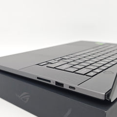 ASUS ROG Zephyrus G16 OLED, RTX 4070, Intel Ultra 9 185H, 240Hz QHD OLED Gaming Laptop