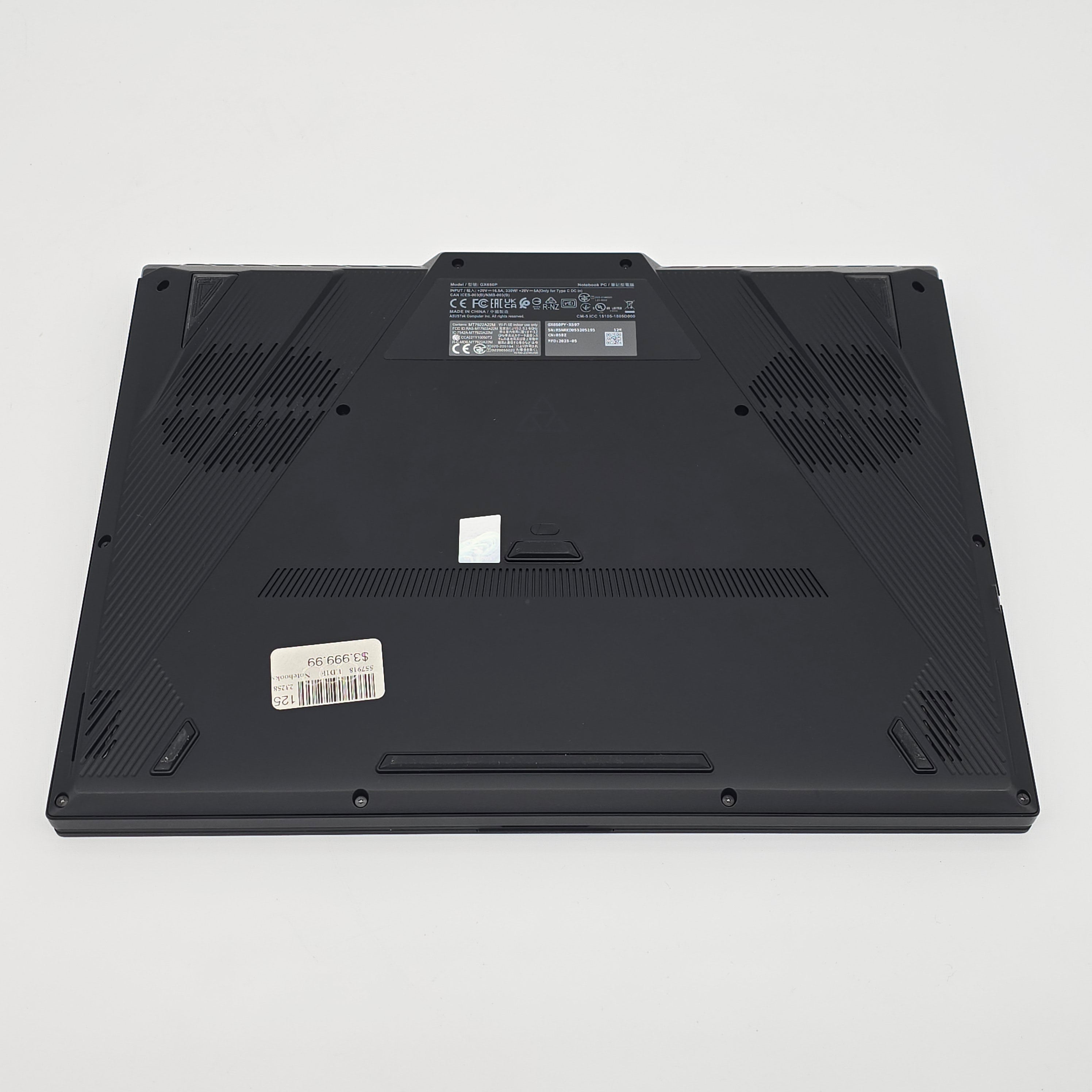 ASUS ROG Zephyrus Duo 16, RTX 4090, Ryzen 9 7945HX, QHD+ 240Hz, Dual Screen, Gaming Laptop