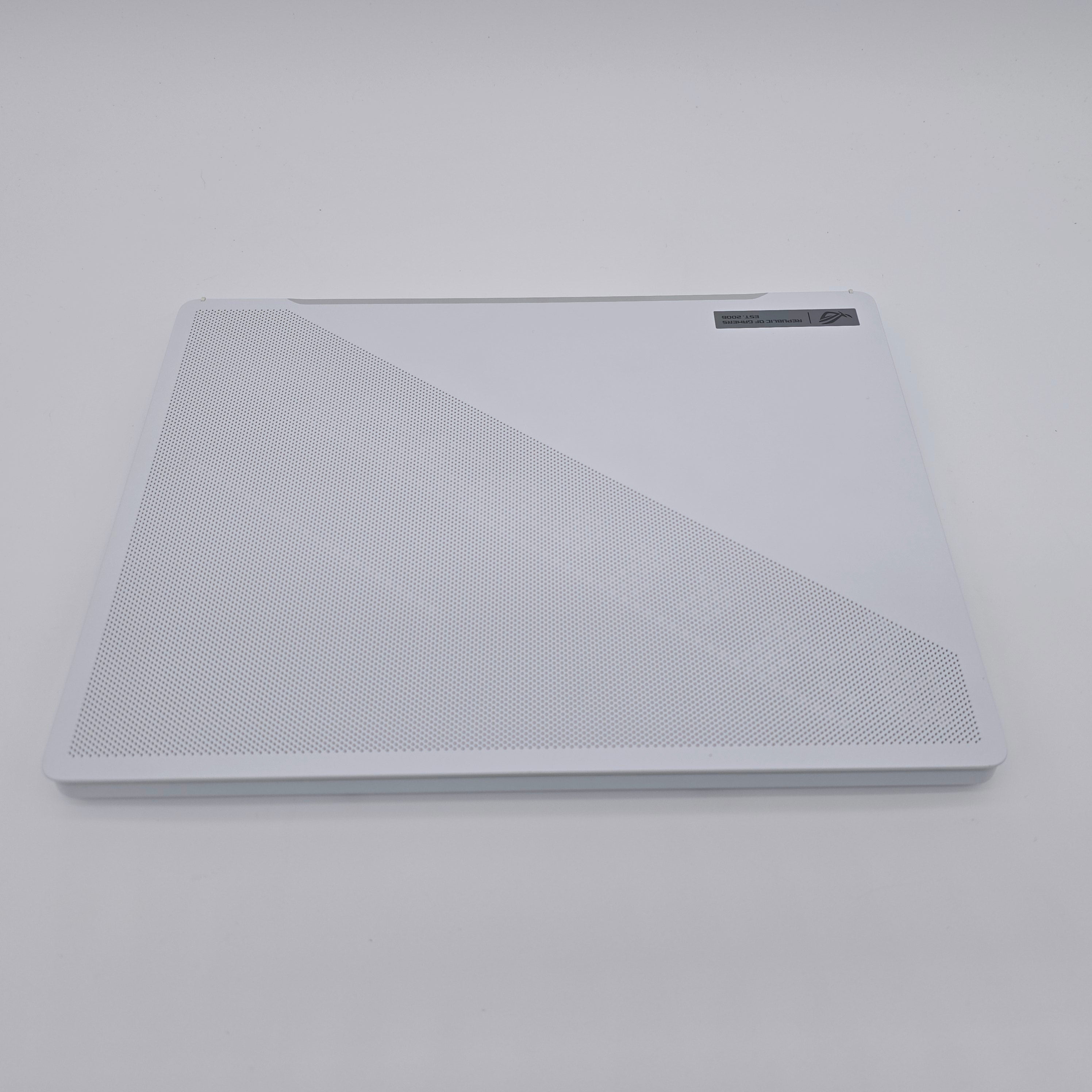 ASUS ROG Zephyrus G14, RTX 4080, Ryzen 9 7940HS, 32GB DDR5, 2TB NVMe, 165Hz QHD+ Gaming Laptop