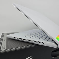 ASUS ROG Zephyrus G14, RTX 4090, Ryzen 9 7940HS, 4TB NVMe, 64GB DDR5, White Gaming Laptop