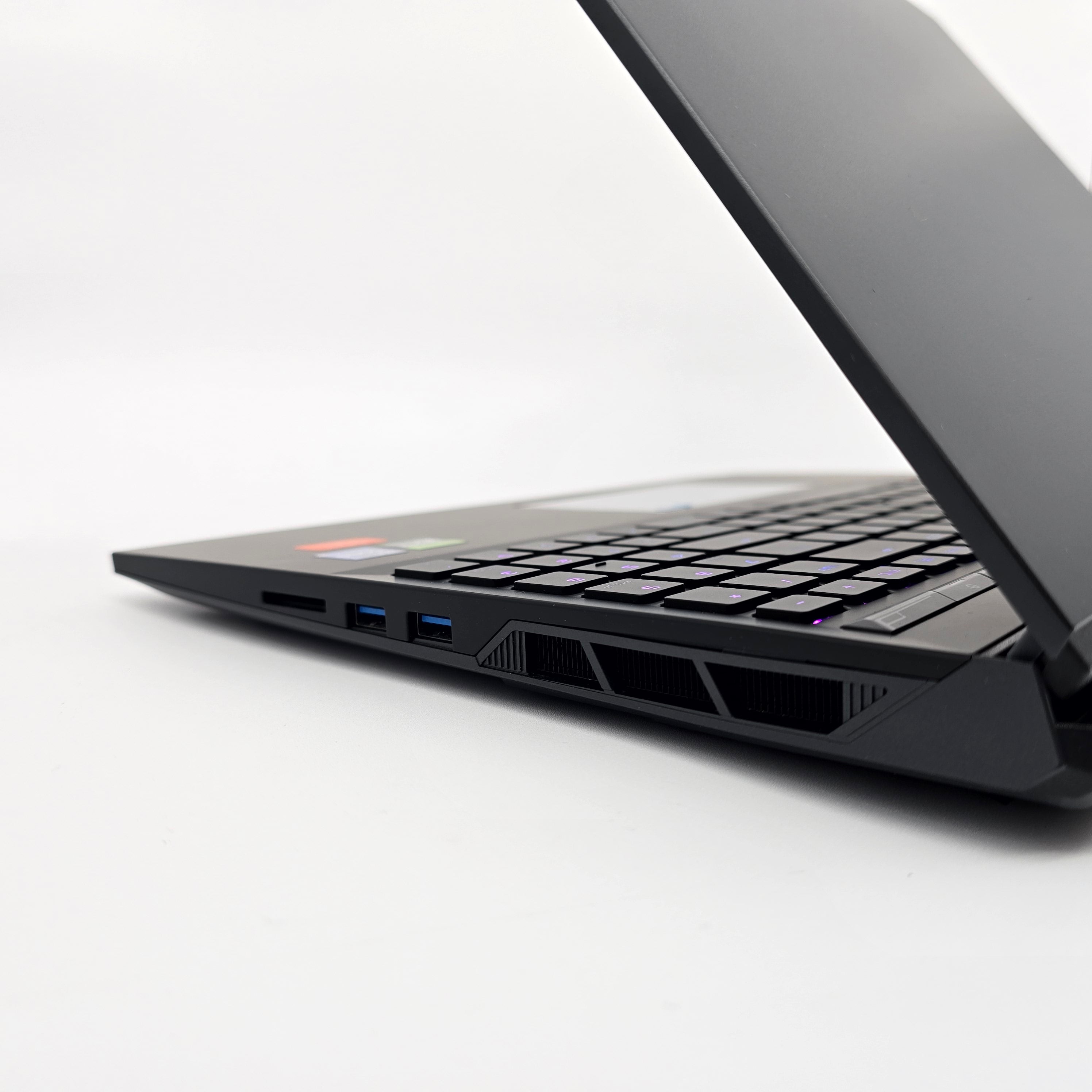 BIMBOX Slim Pro 16 Gaming Laptop, RTX 4090, Intel i9-13900HX, 64GB DDR5, 5TB NVMe, Ultra High End Gaming Laptop