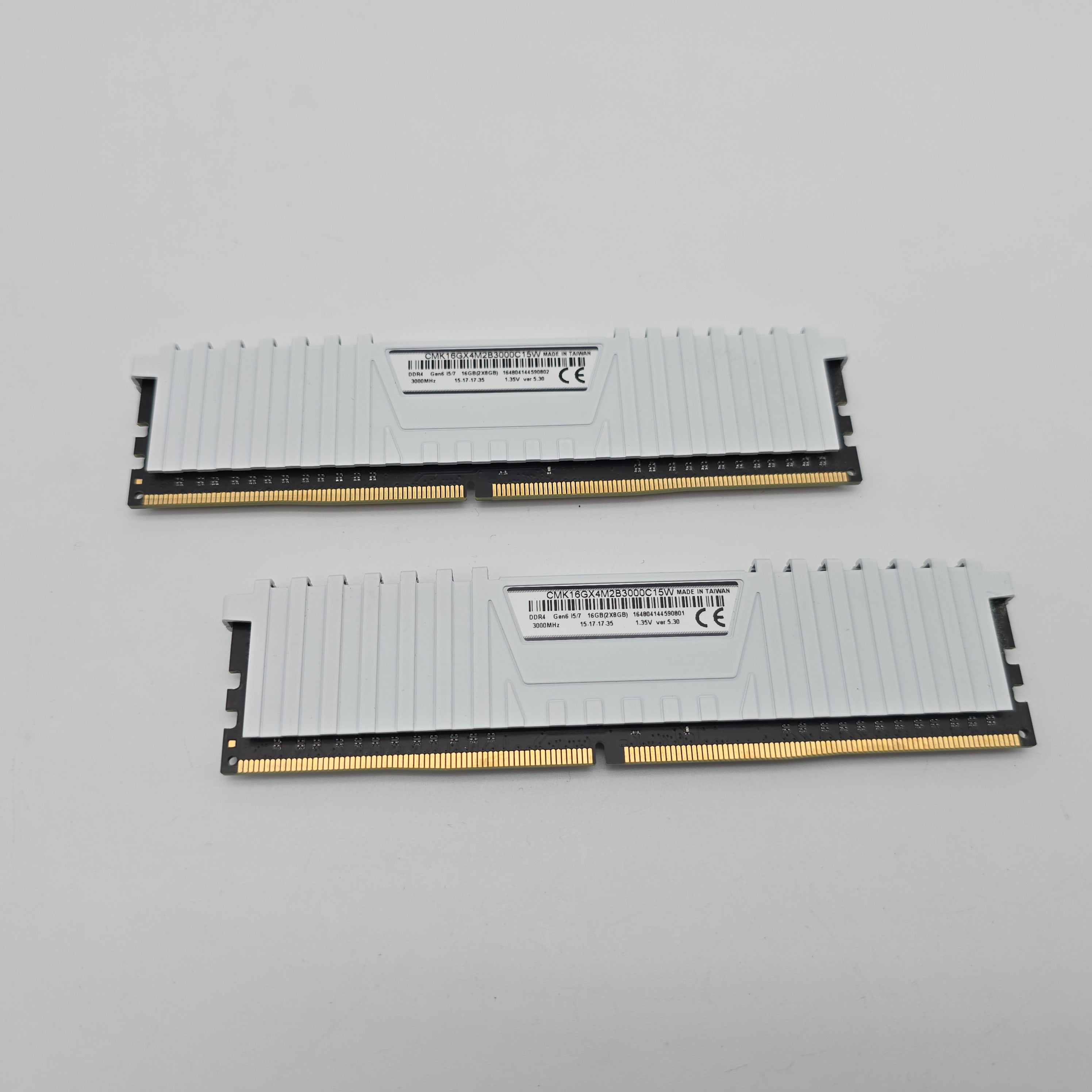 Corsair Vengeance LPX 16GB DDR4 White, 3000MHz, CL15, Desktop Gaming Memory RAM (2x8GB)