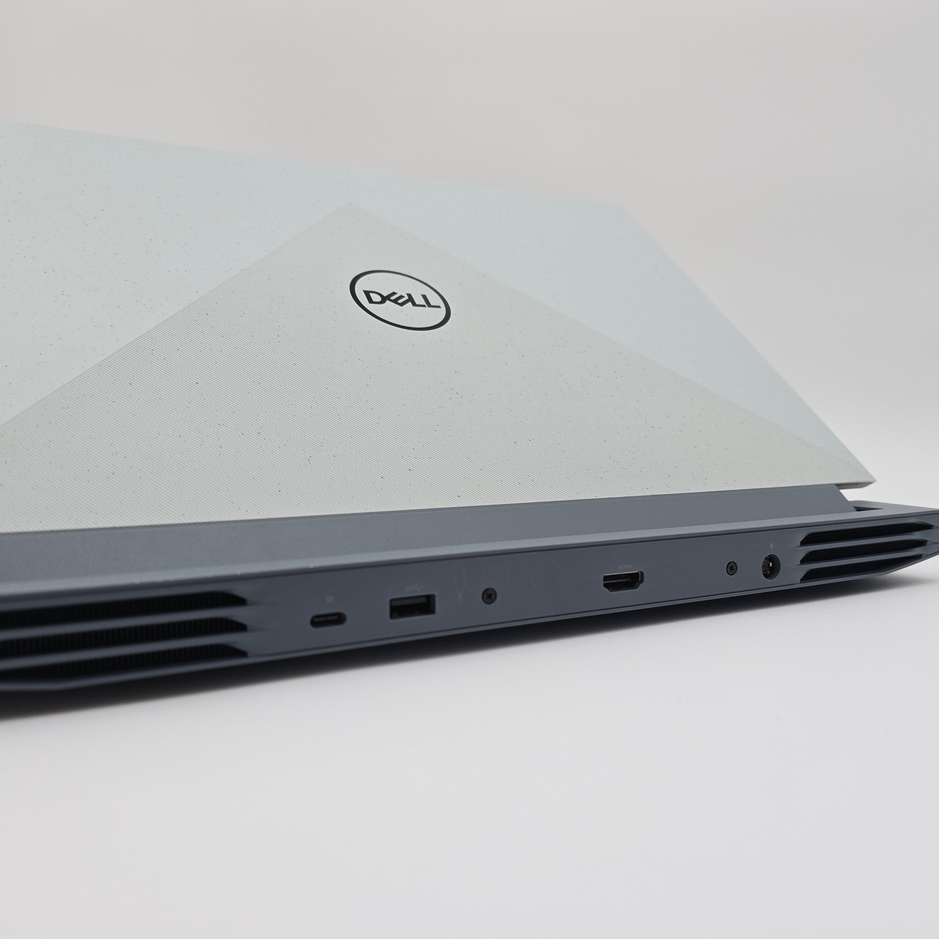 Dell G5 Gaming Laptop, RTX 3050, Ryzen 5 5600H, 16GB RAM, 1080p 120Hz, Like New Gaming Laptop