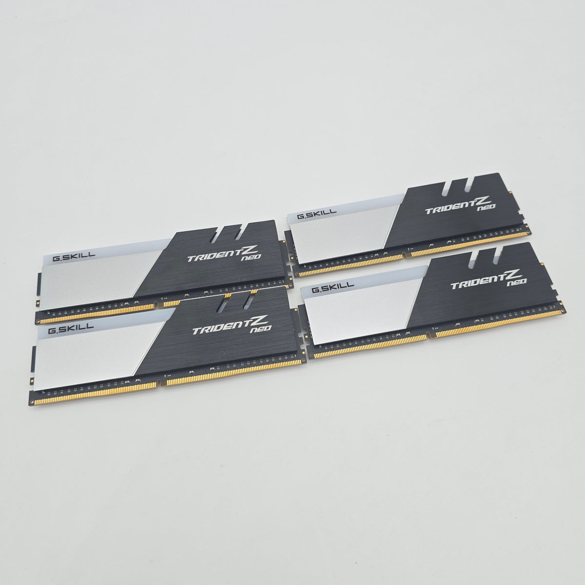 G.Skill Trident Z Neo 64GB DDR4, 3200MHz, CL16-18-38-38, Desktop Gaming Memory RAM (4x16GB)