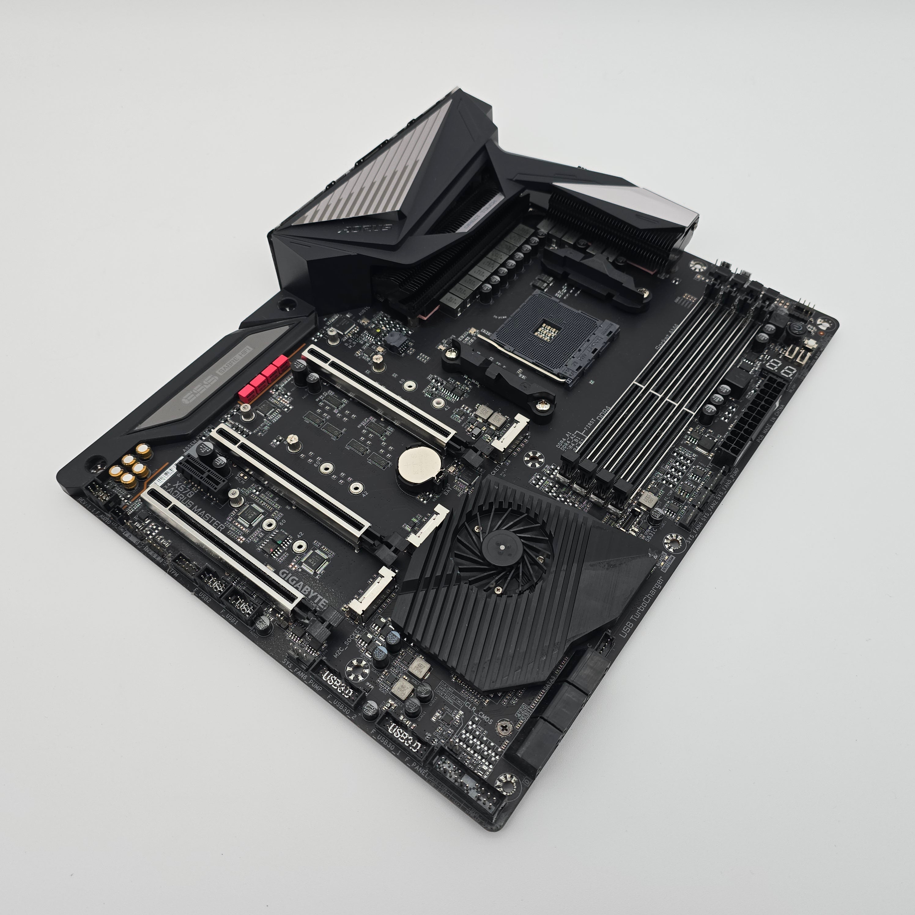 Gigabyte X570 Aorus Master, AMD AM4 Gaming Motherboard