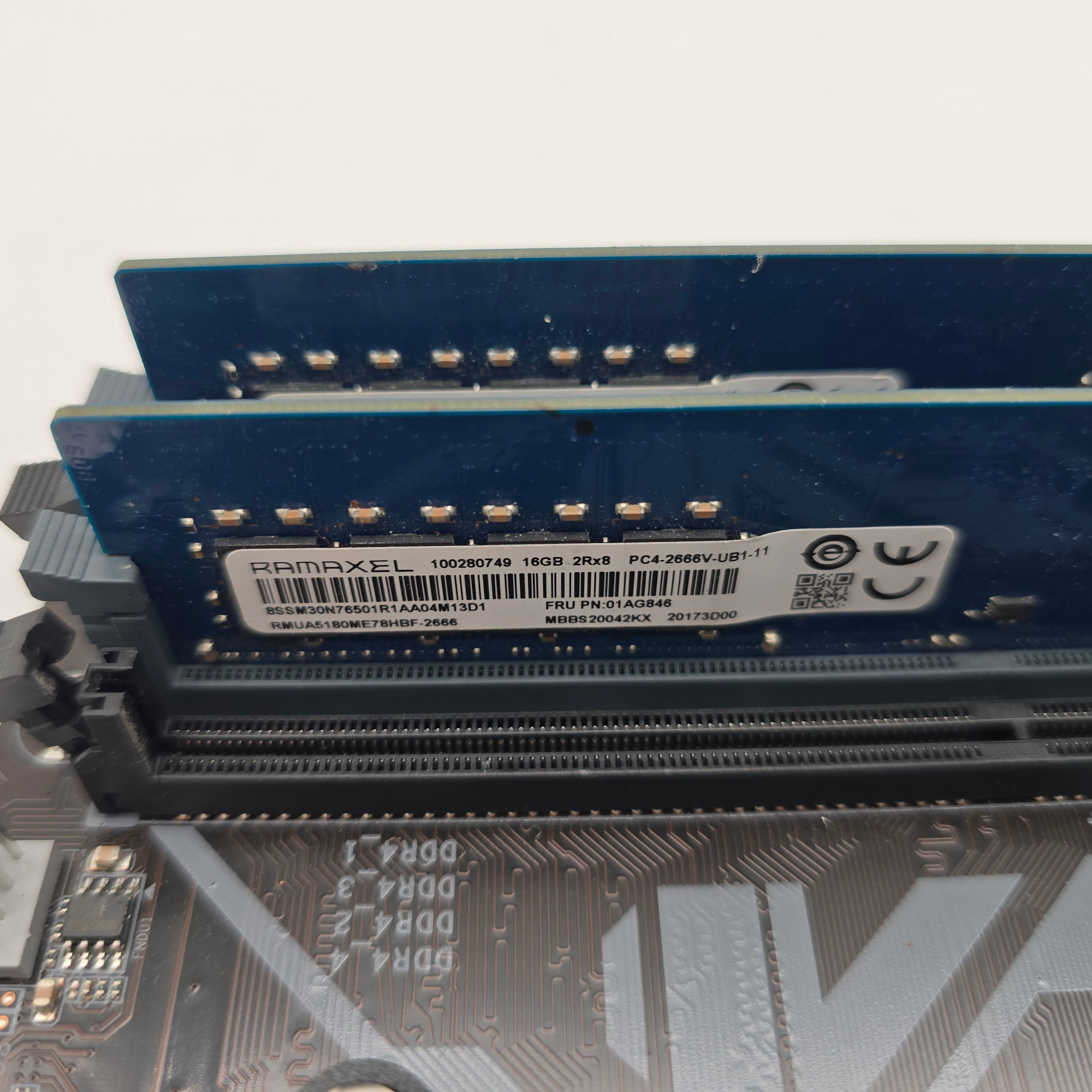 Gigabyte B450M-DS3H Gaming Motherboard, AMD Ryzen 7 5700X Processor CPU, Ramaxel 32GB DDR4 2666MHz Memory RAM Combo